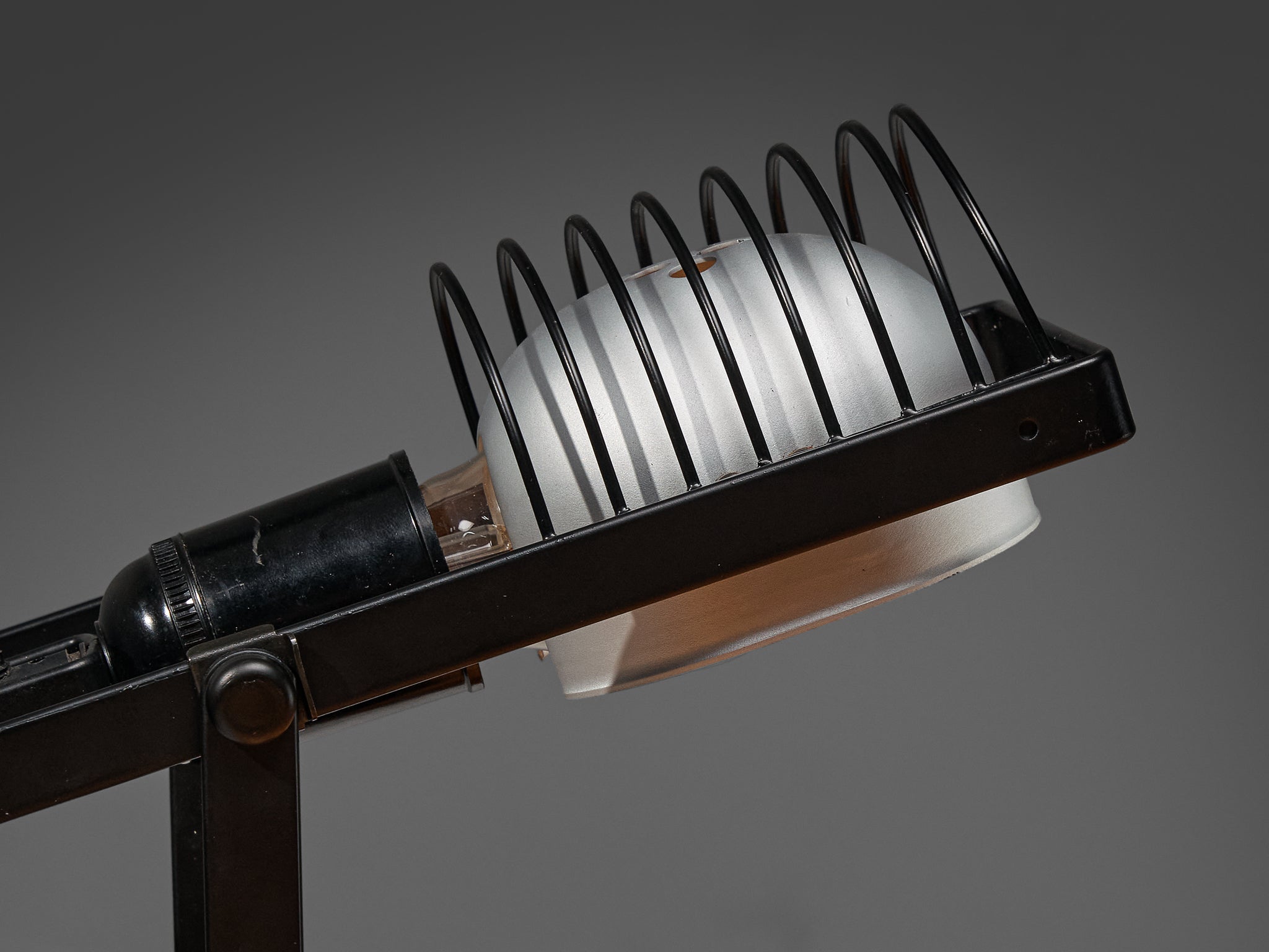 Ernesto Gismondi for Artemide 'Sintesi Faretto Morsetto' Black Clamp Light Lighting Morentz