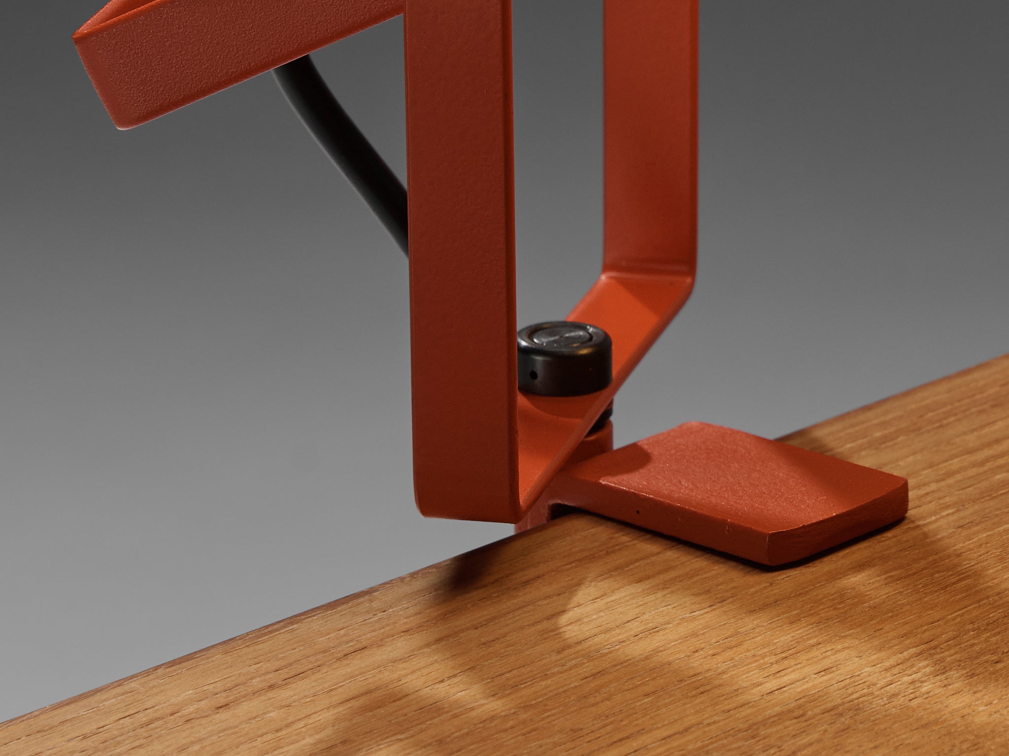 Ernesto Gismondi for Artemide First Edition 'Sintesi' Lamp in Red lighting Morentz