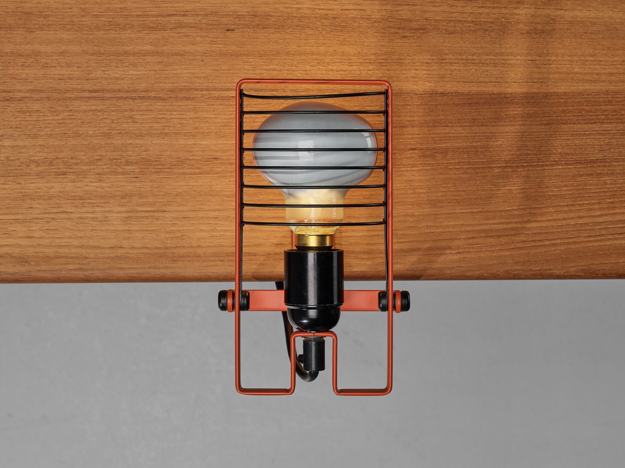 Ernesto Gismondi for Artemide First Edition 'Sintesi' Lamp in Red lighting Morentz