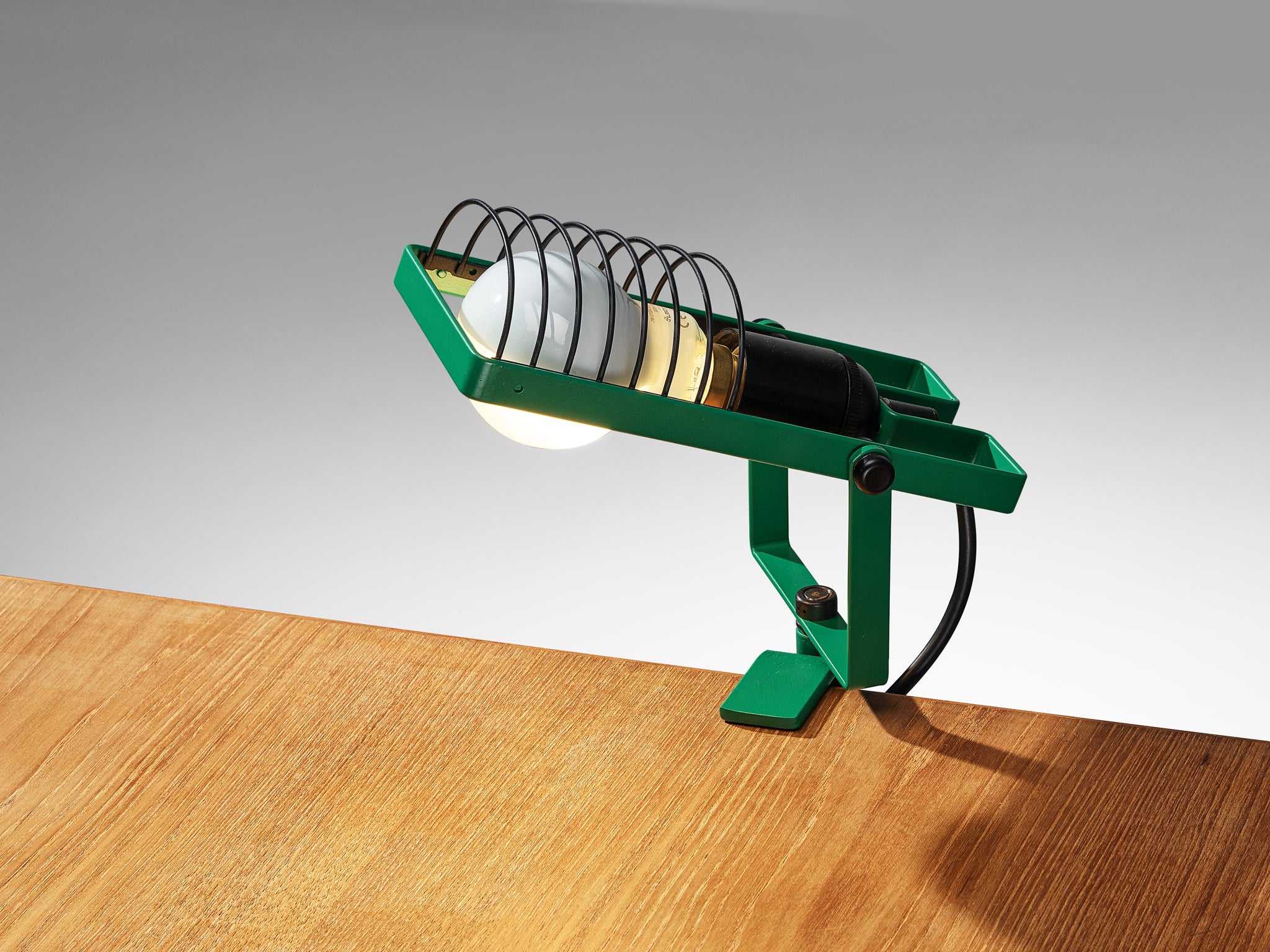 Ernesto Gismondi for Artemide First Edition 'Sintesi' Lamp in Green lighting Morentz