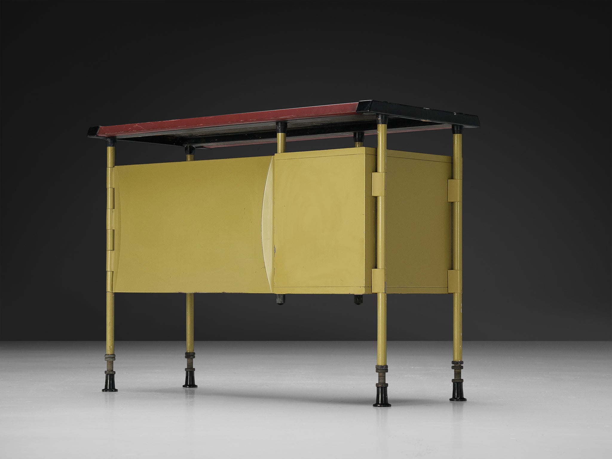 Studio BBPR for Olivetti Small 'Spazio' Desk with Drawers Tables Morentz