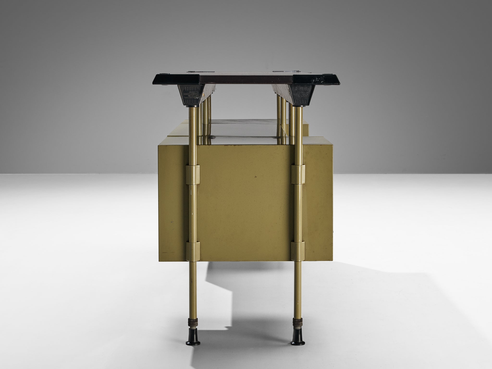Rare Studio BBPR for Olivetti ‘Spazio’ Sideboard in Green Coated Steel case pieces and storage cabinets Morentz