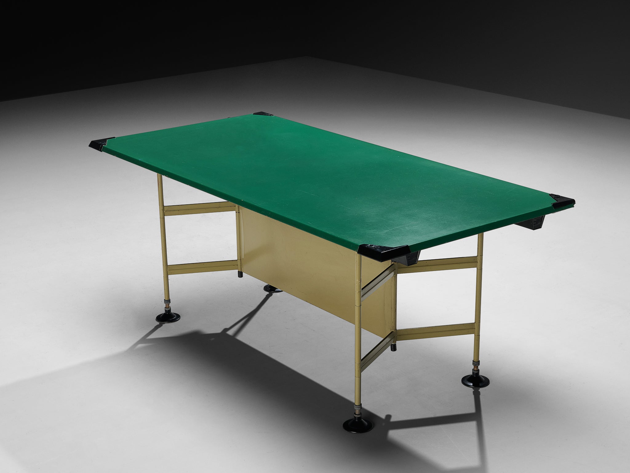 BBPR for Olivetti 'Spazio' Large Dining or Work Table in Steel Tables Morentz