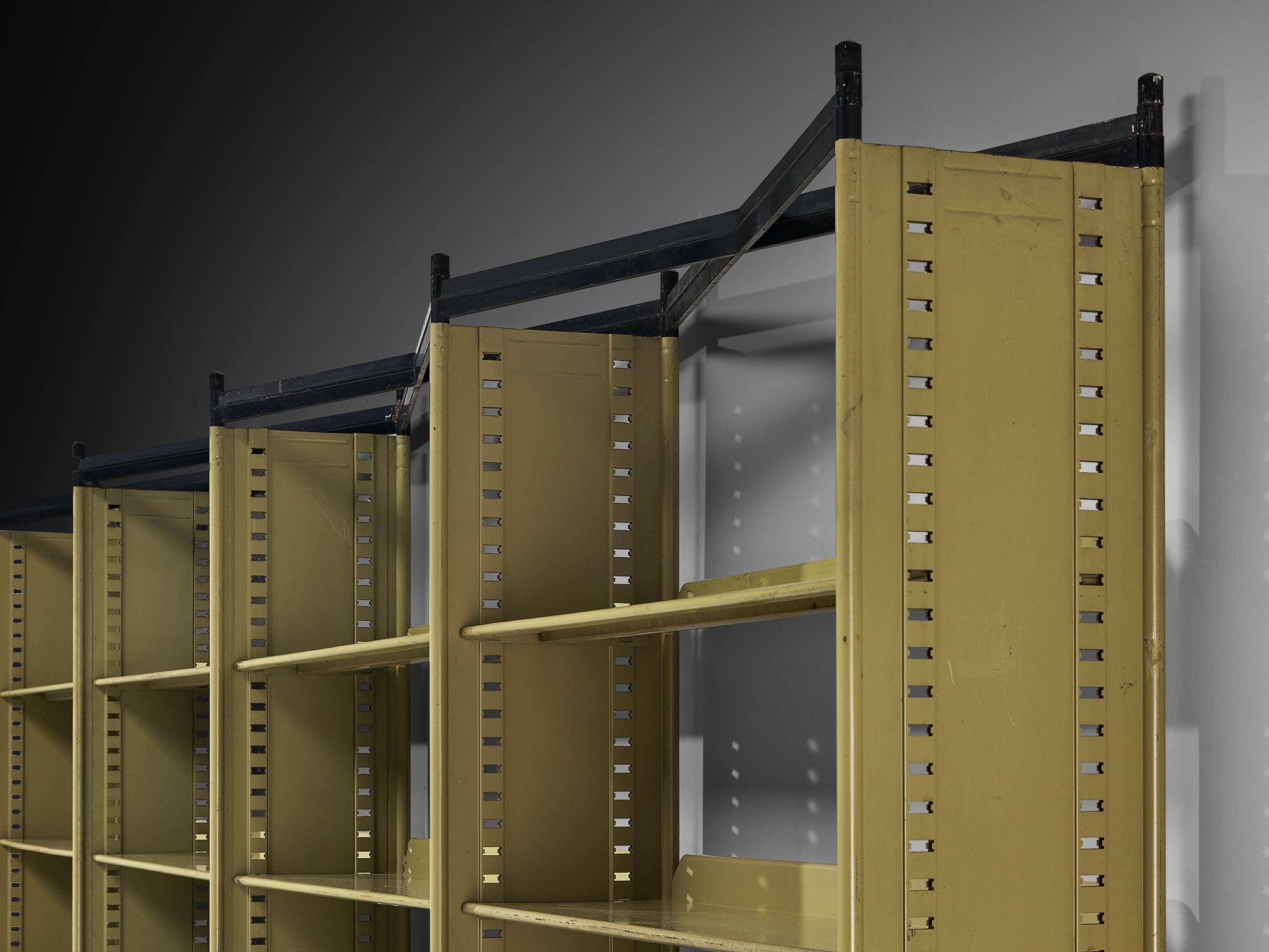 Studio BBPR for Olivetti 'Spazio' Large Shelving System in Olive Colored Steel Case pieces and storage cabinets Morentz