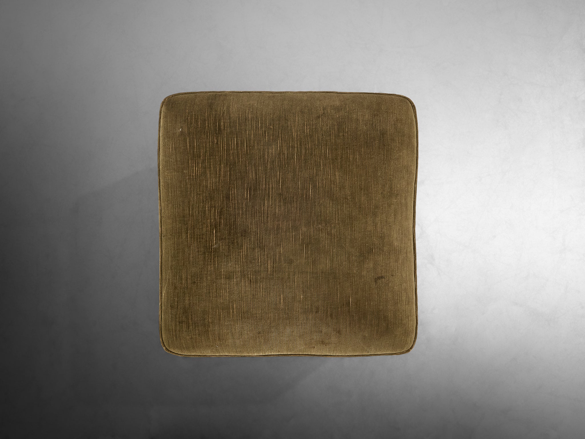 1940s Italian Ottoman in Olive Green Corduroy Velvet Seating Morentz