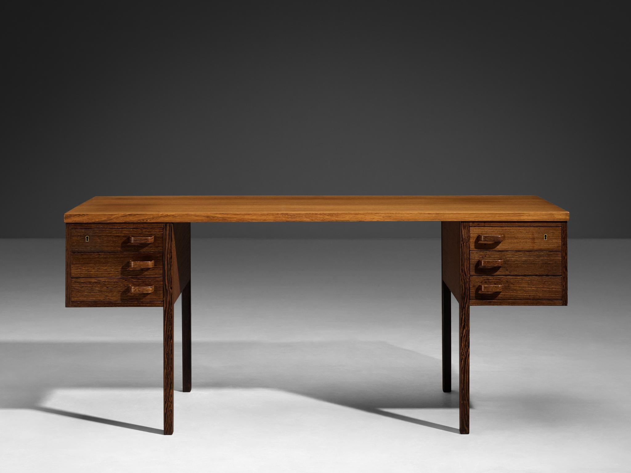 Nanna & Jørgen Ditzel for Poul Kold Savvaerk Desk Model ‘135’ in Wenge tables Morentz