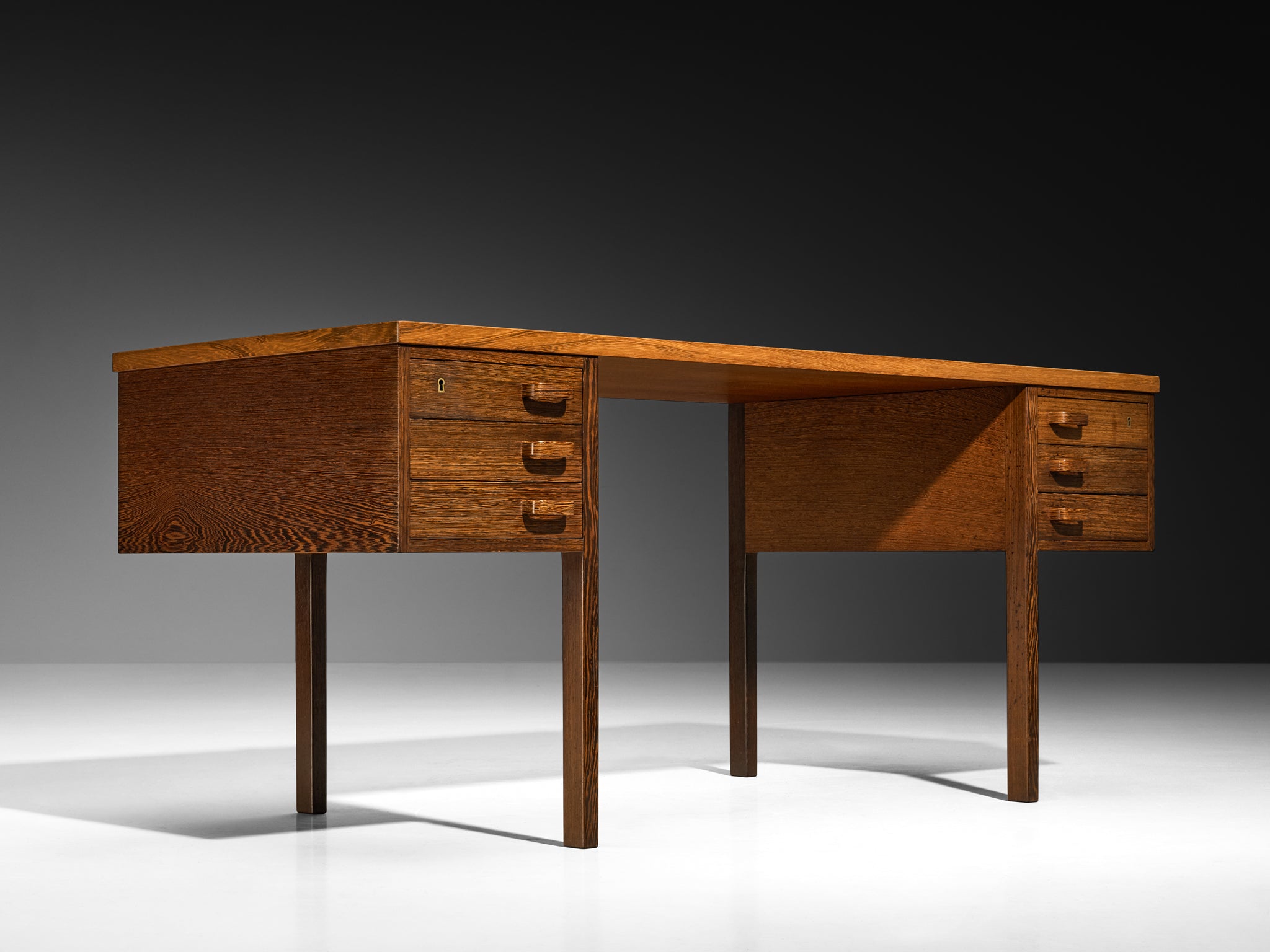 Nanna & Jørgen Ditzel for Poul Kold Savvaerk Writing Desk in Wenge Tables Morentz
