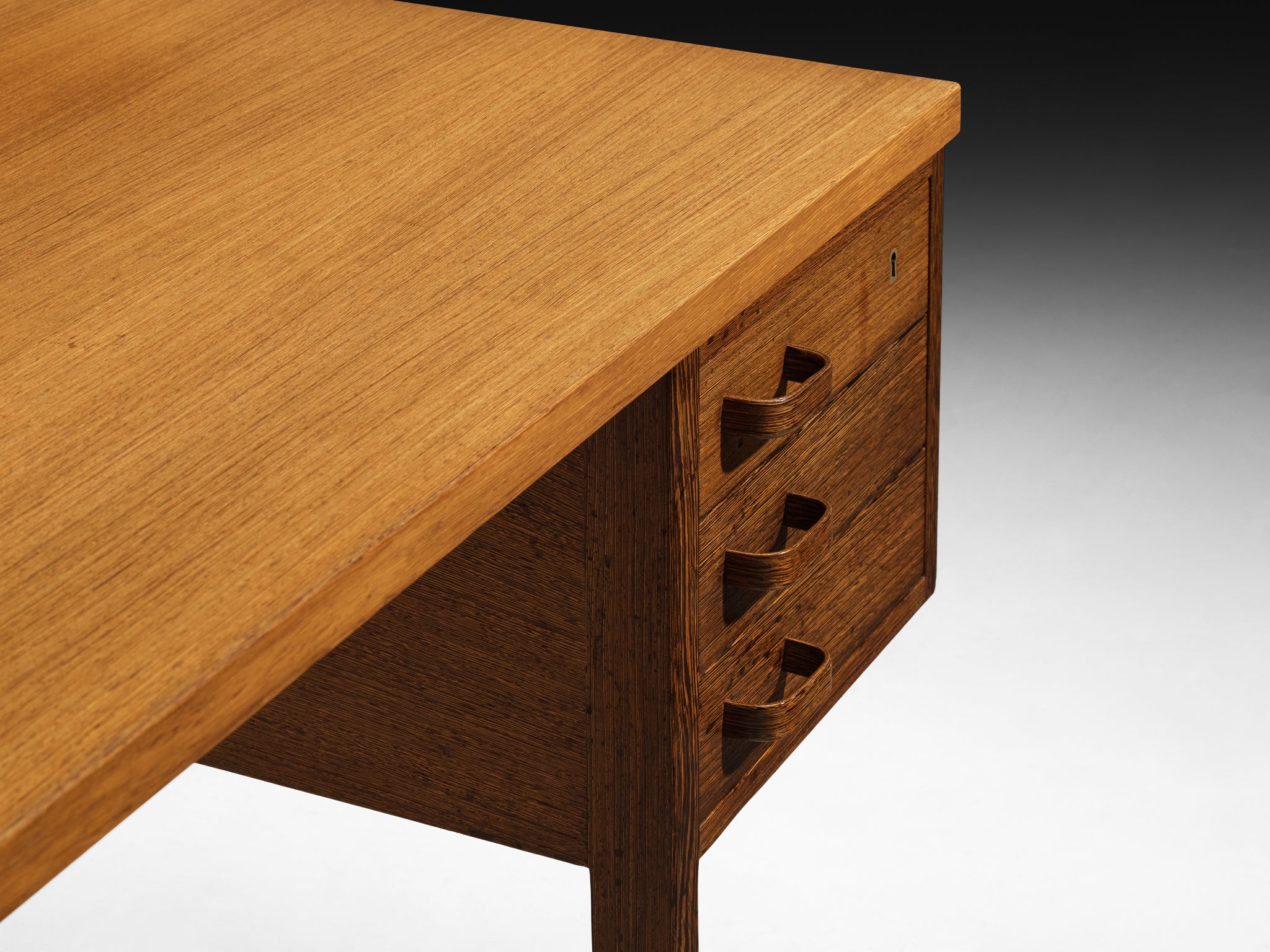Nanna & Jørgen Ditzel for Poul Kold Savvaerk Writing Desk in Wenge Tables Morentz