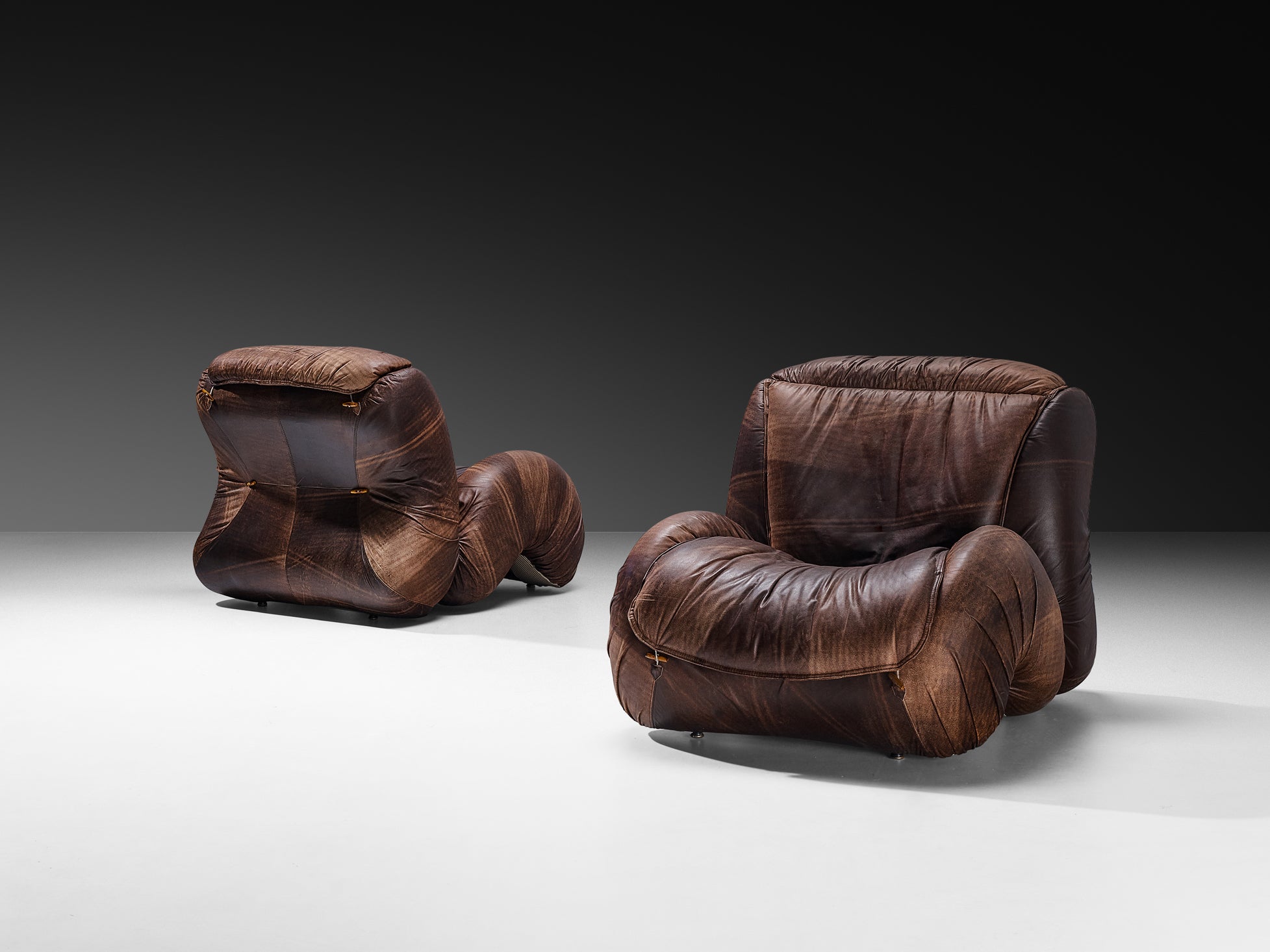 Luigi Radaelli Italian Pair of 'Tartana' Lounge Chairs in Brown Leather Seating Morentz