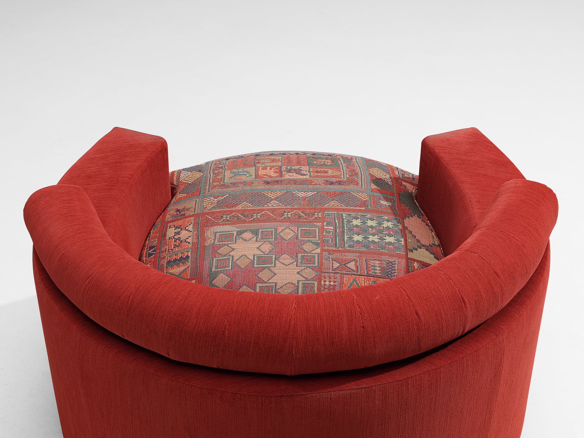 Roche Bobois Pair of Lounge Chairs in Red and Patterned Upholstery Seating Morentz