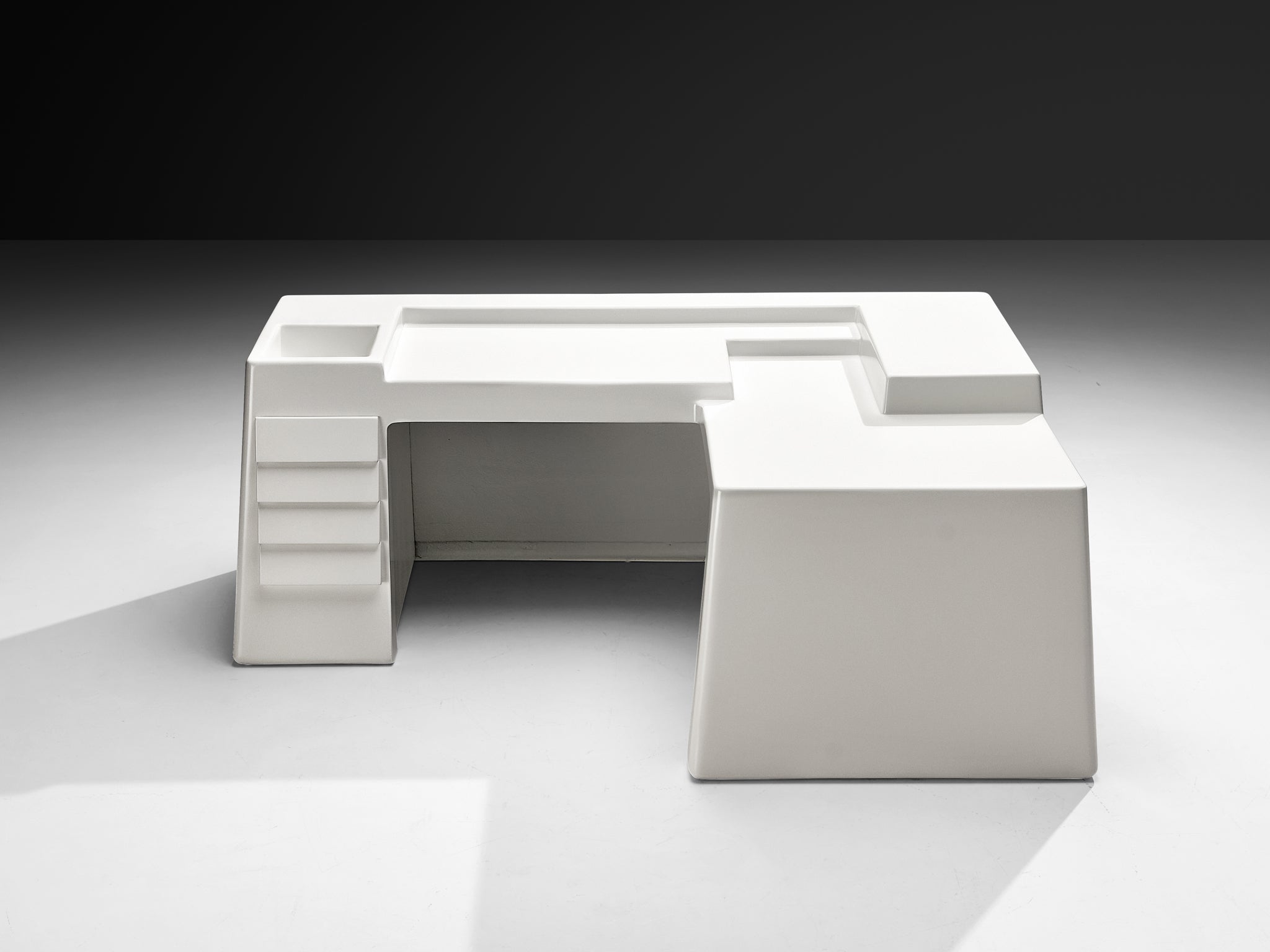 Vittorio Introini for Saporiti Rare Sculptural Desk in White Fiberglass Tables Morentz