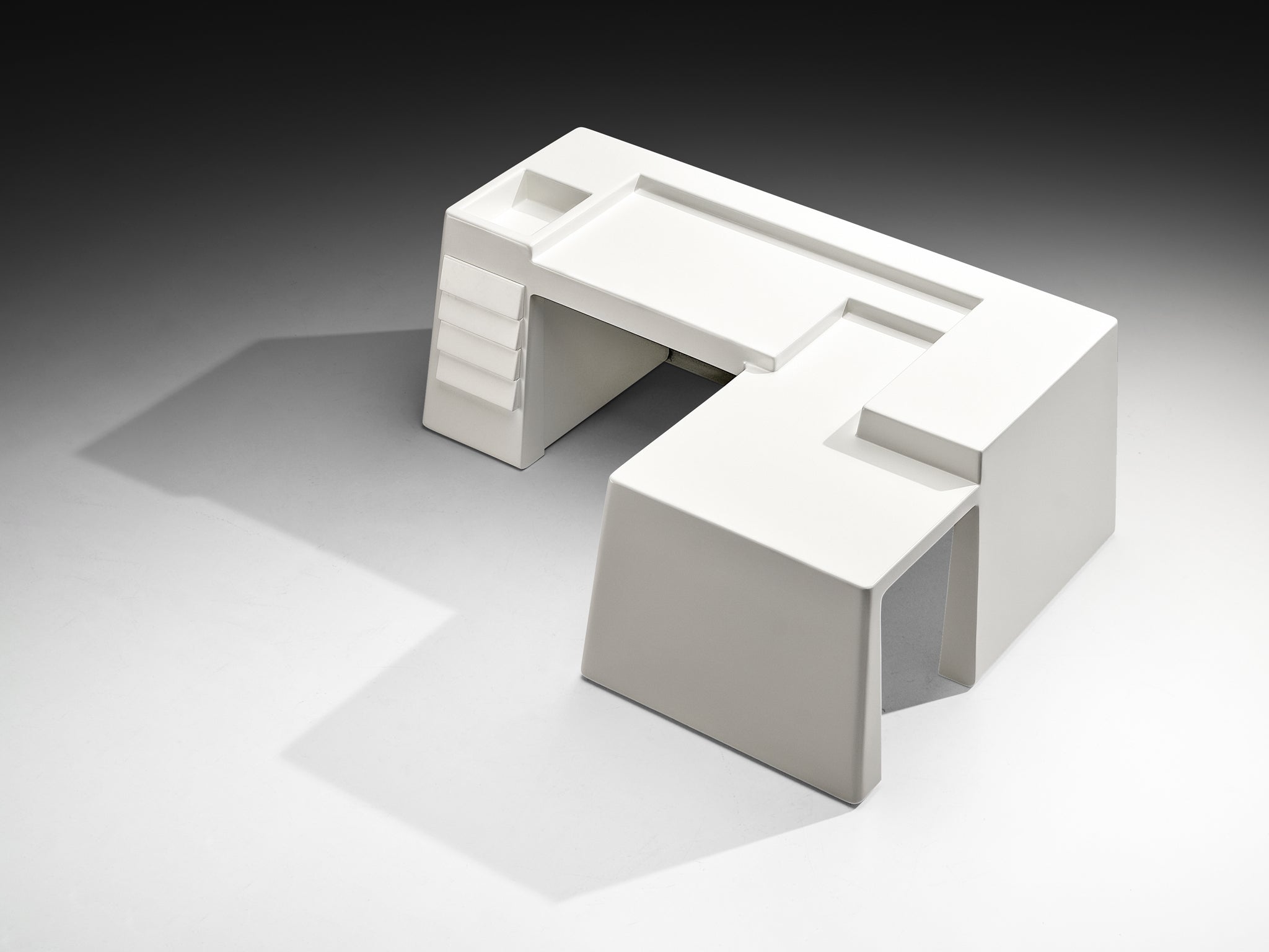 Vittorio Introini for Saporiti Rare Sculptural Desk in White Fiberglass Tables Morentz