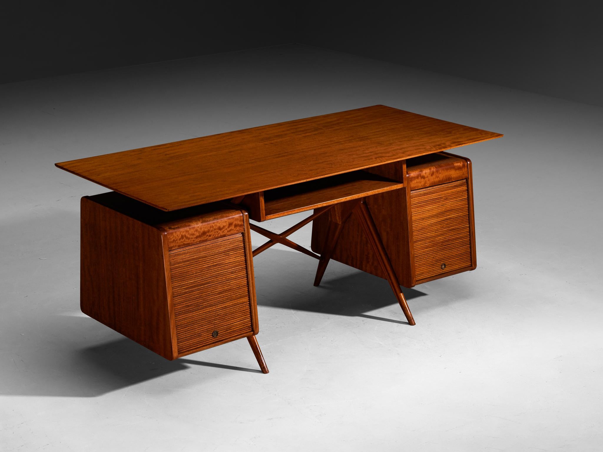 Silvio Cavatorta Writing Desk in Mahogany tables Morentz