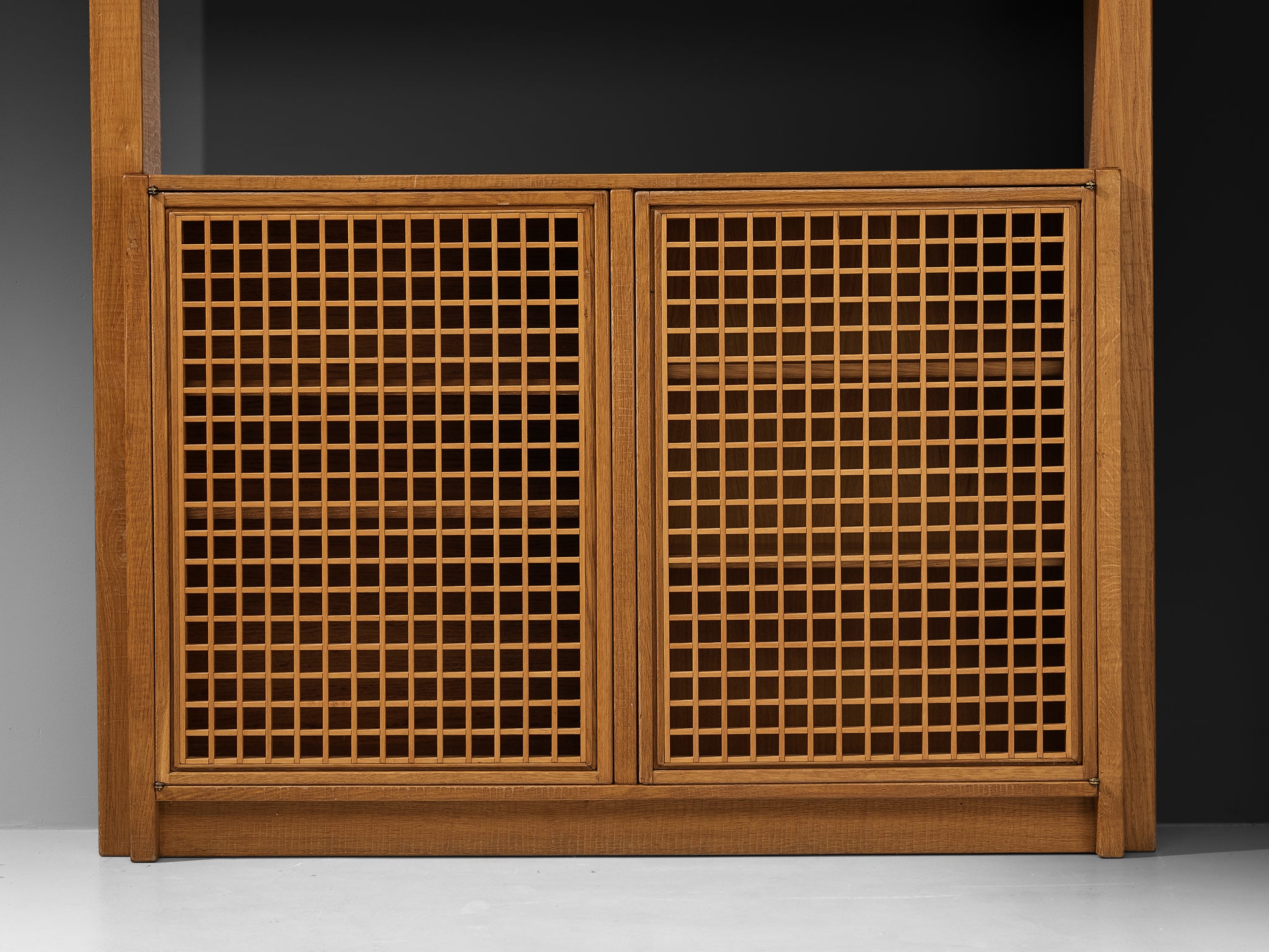 Giuseppe Rivadossi for Officina Rivadossi Highboard with Shelves in Oak Case pieces and storage cabinets Morentz