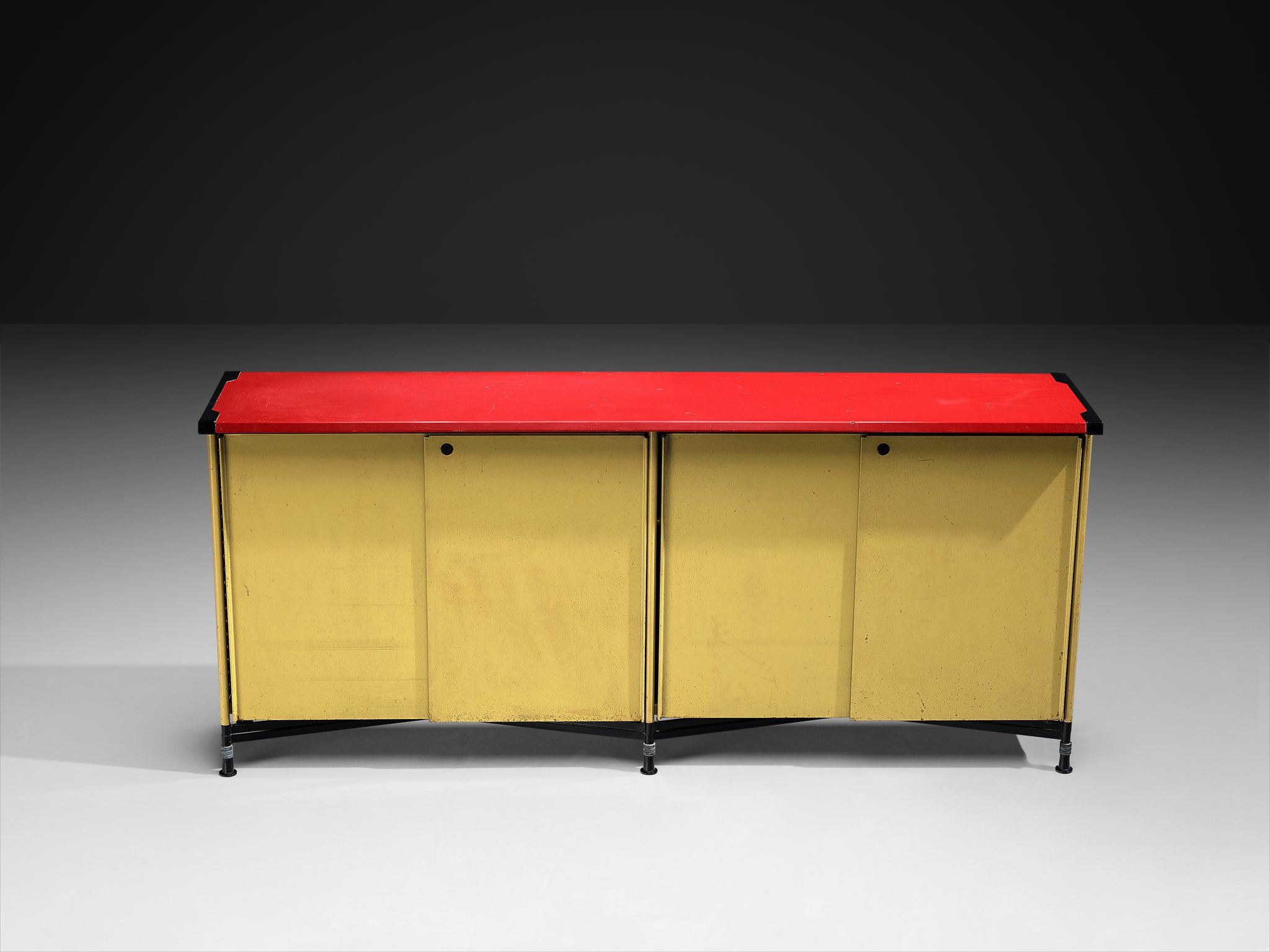 Studio BBPR for Olivetti ‘Spazio’ Sideboard in Green Coated Steel with Red Top Case pieces and storage cabinets Morentz