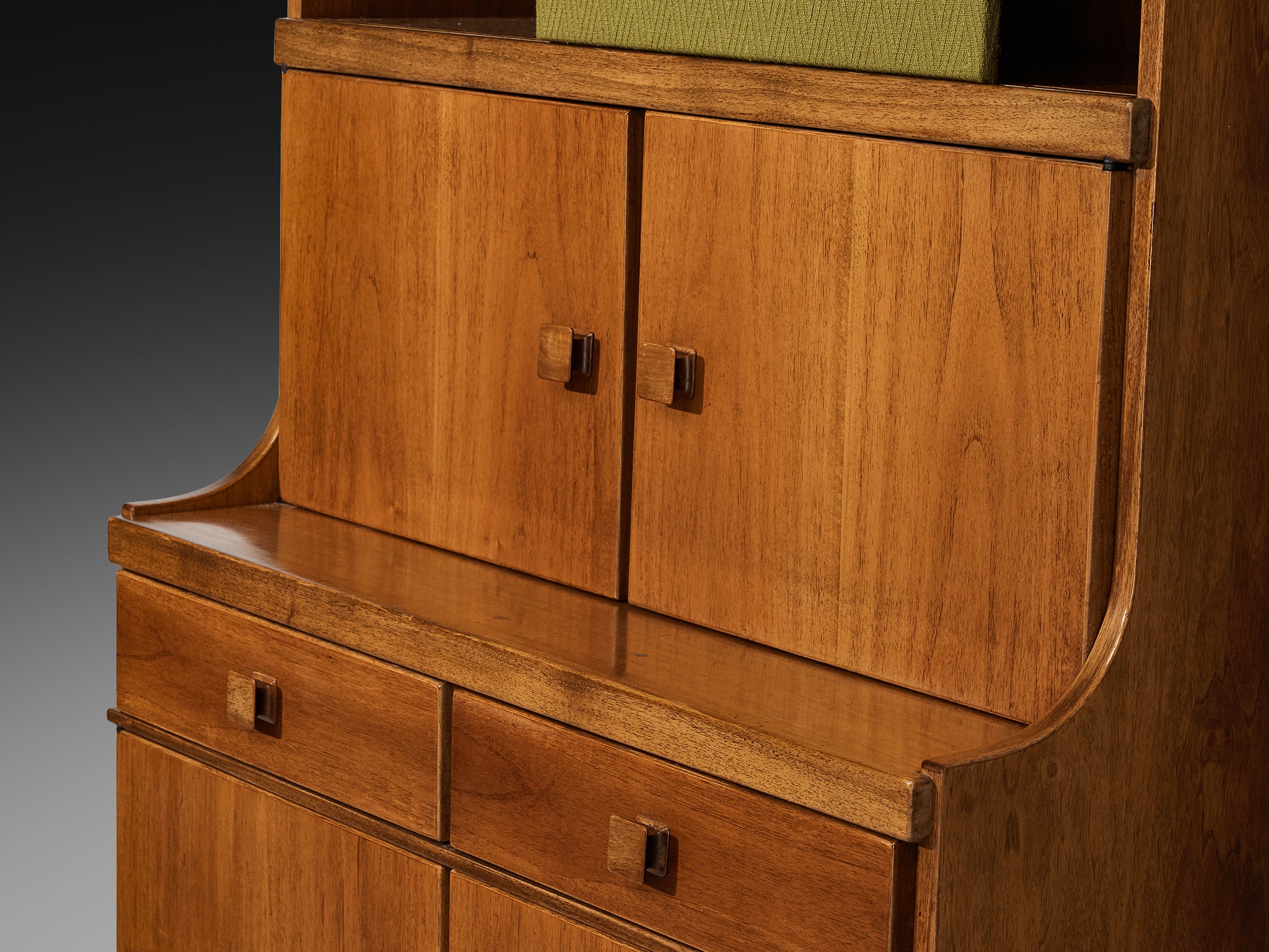 Ilmari Tapiovaara for La Permanente Mobili Cantù Bookcases in Walnut Case pieces and storage cabinets Morentz