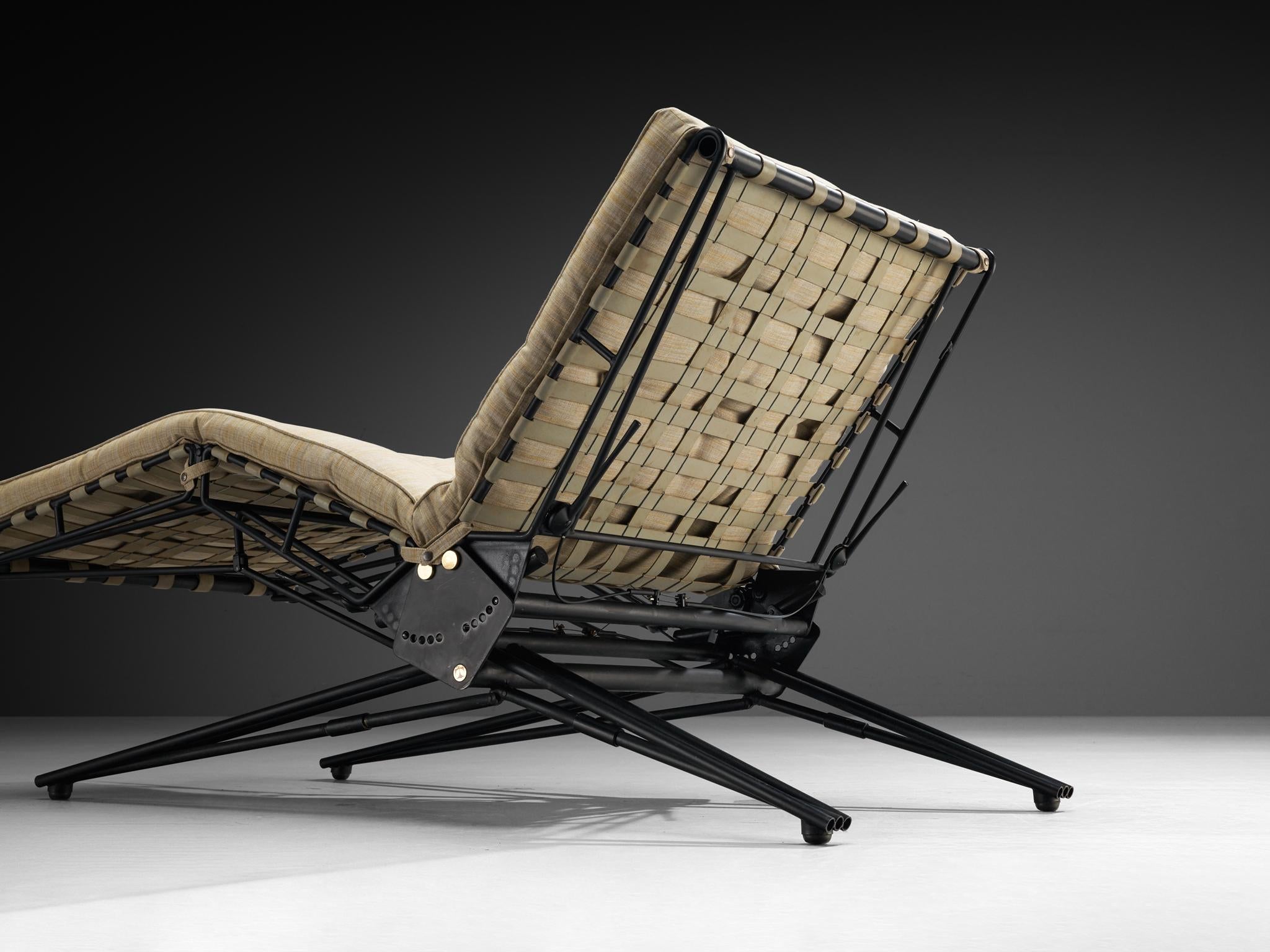 Rare Osvaldo Borsani for Tecno Articulated Chaise Longue seating Morentz