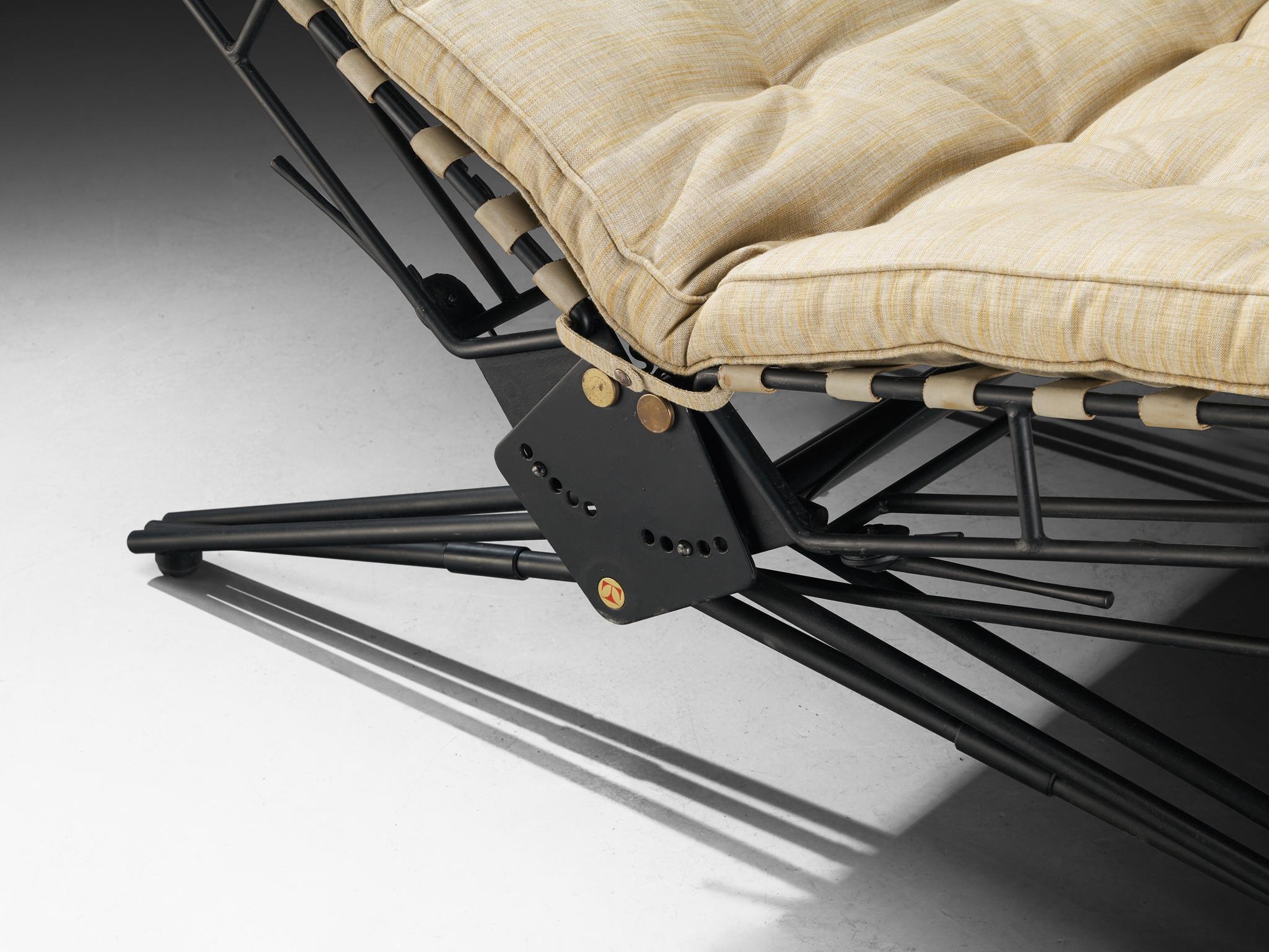 Rare Osvaldo Borsani for Tecno Articulated Chaise Longue seating Morentz