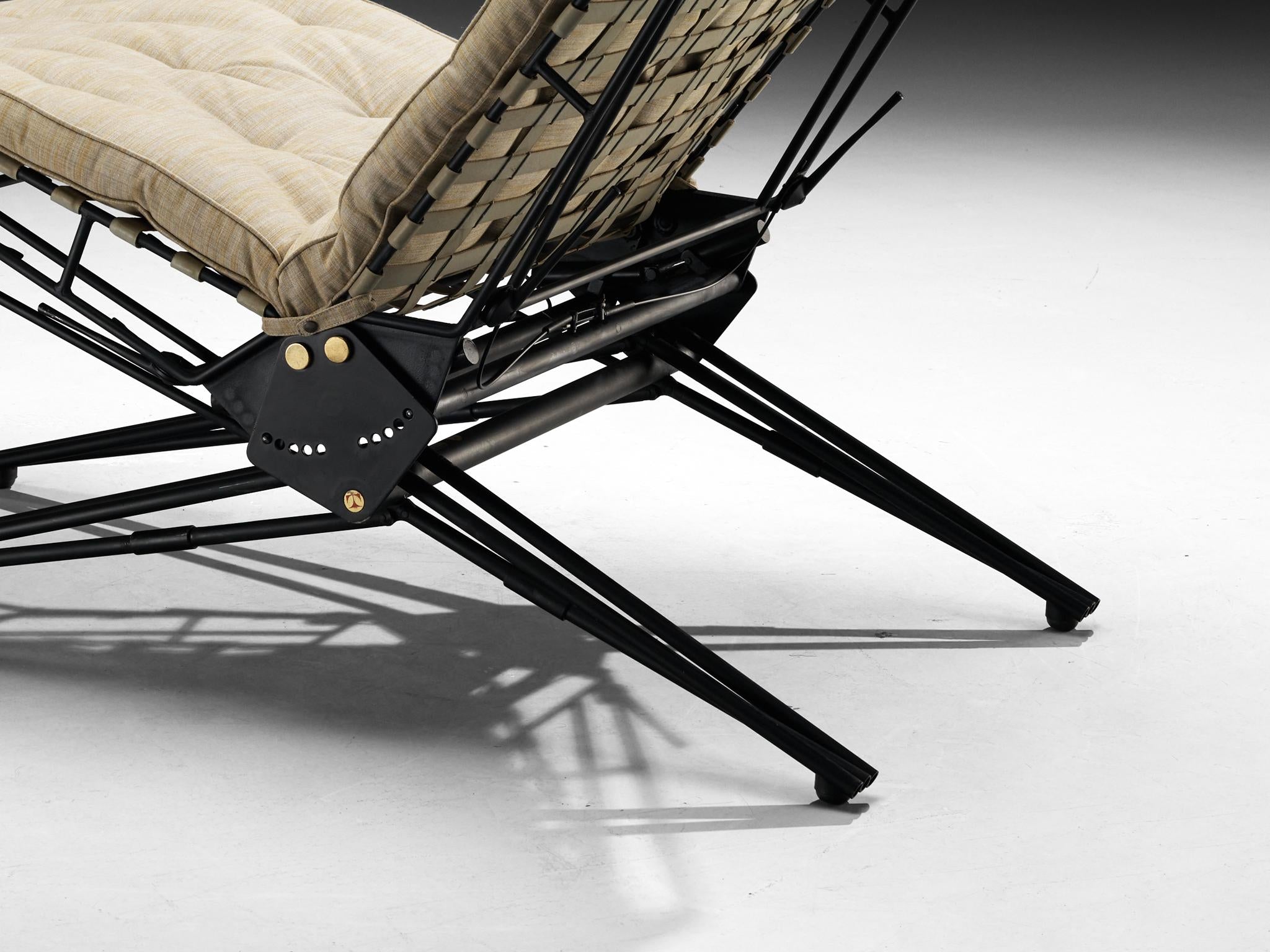 Rare Osvaldo Borsani for Tecno Articulated Chaise Longue seating Morentz