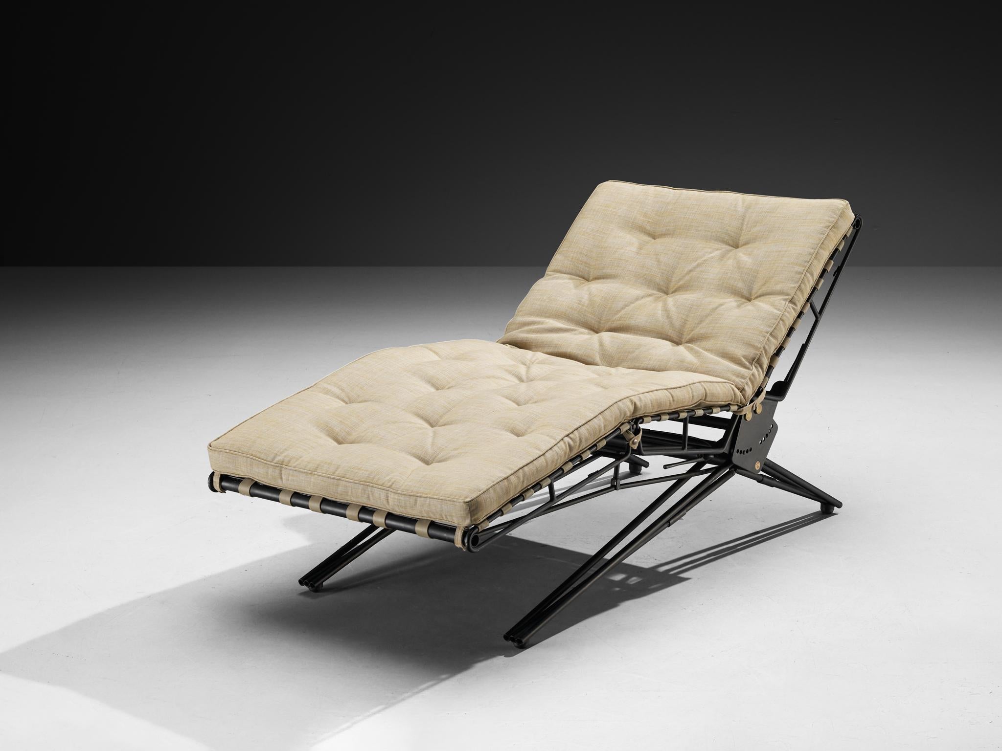 Rare Osvaldo Borsani for Tecno Articulated Chaise Longue seating Morentz