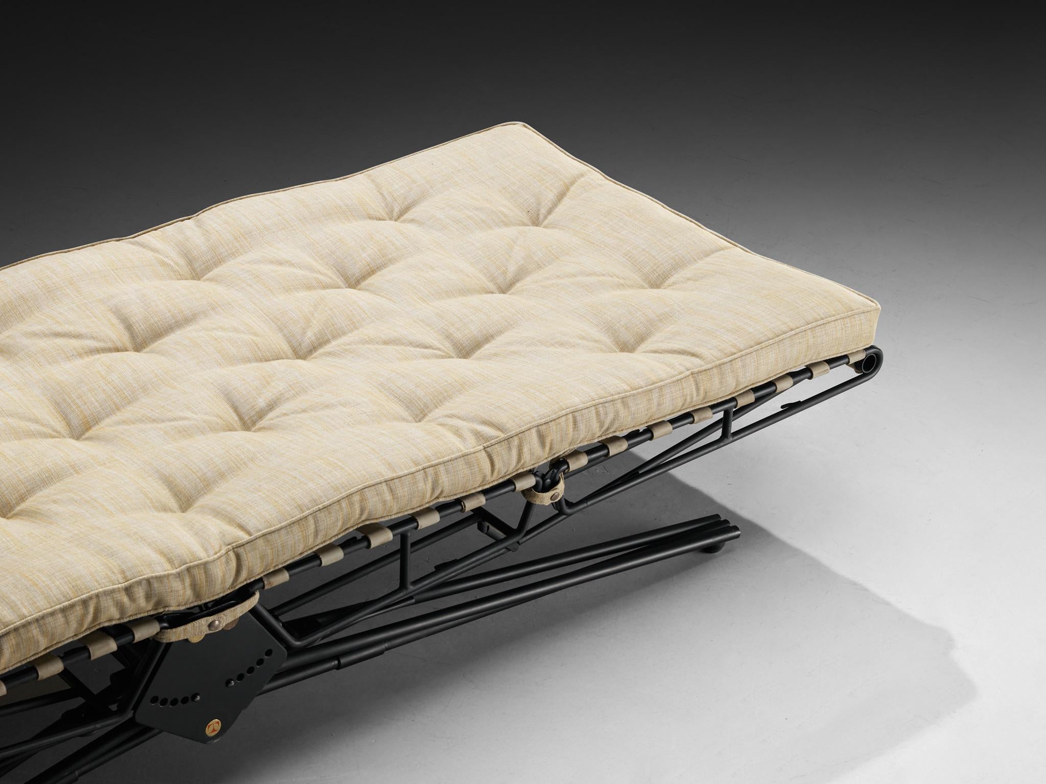 Rare Osvaldo Borsani for Tecno Articulated Chaise Longue seating Morentz