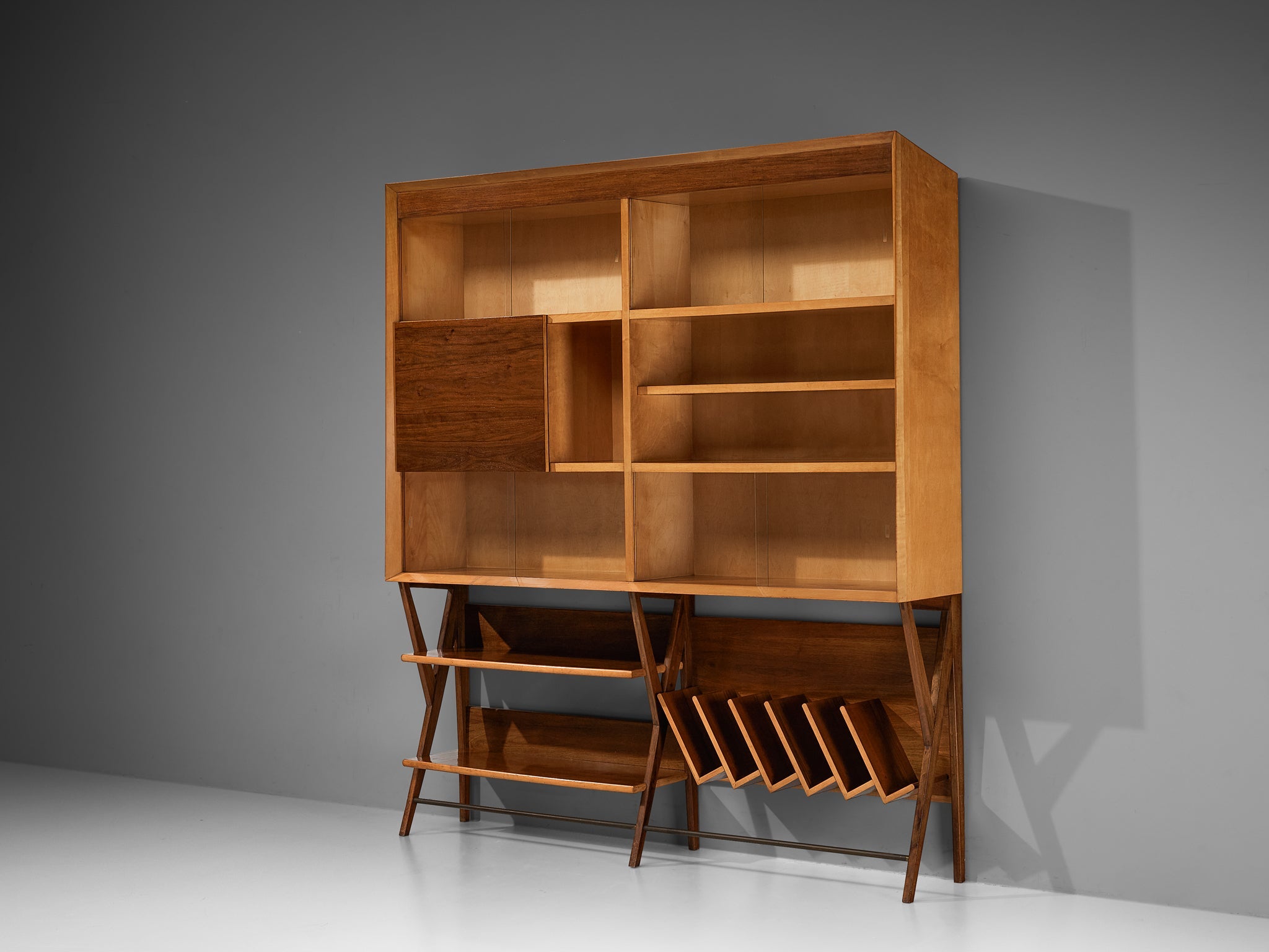 Mid-Century Modern Italian Wall Unit in Maple and Walnut case pieces and storage cabinets Morentz