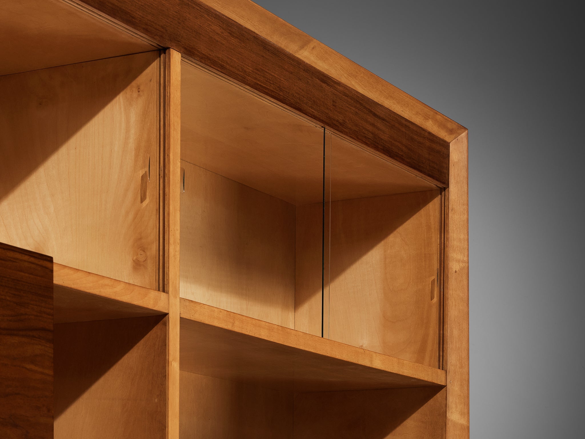 Mid-Century Modern Italian Wall Unit in Maple and Walnut case pieces and storage cabinets Morentz