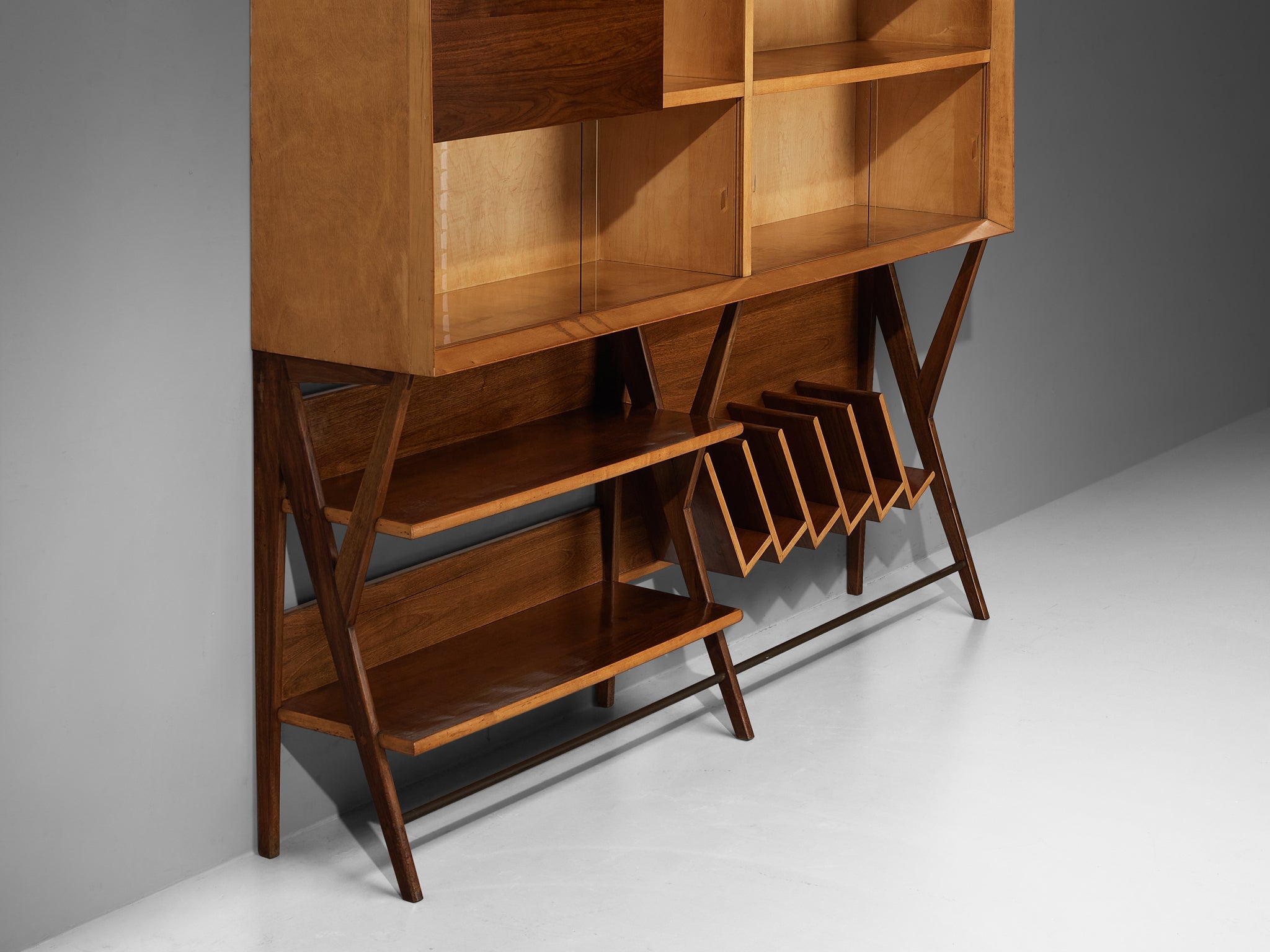 Mid-Century Modern Italian Wall Unit in Maple and Walnut case pieces and storage cabinets Morentz