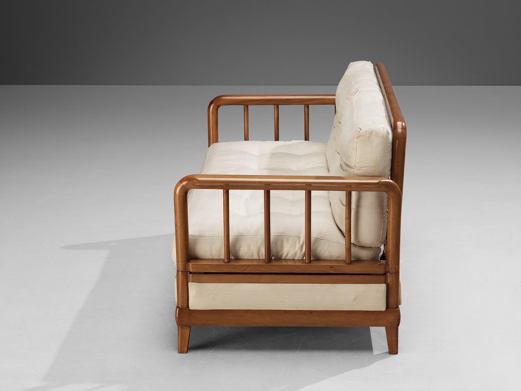 Osvaldo Borsani for Arredamenti Borsani Varedo Daybed in Walnut seating Morentz