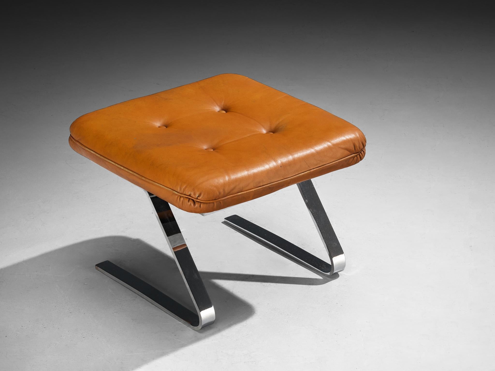 Ottoman in Cognac Leather and Chromed Metal Base seating Morentz