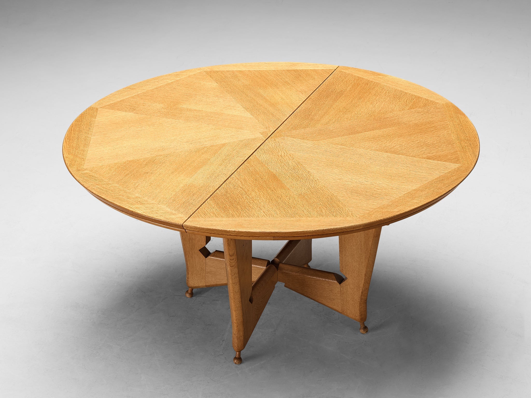 Guillerme & Chambron 'Victorine' Dining Table in Oak tables Morentz
