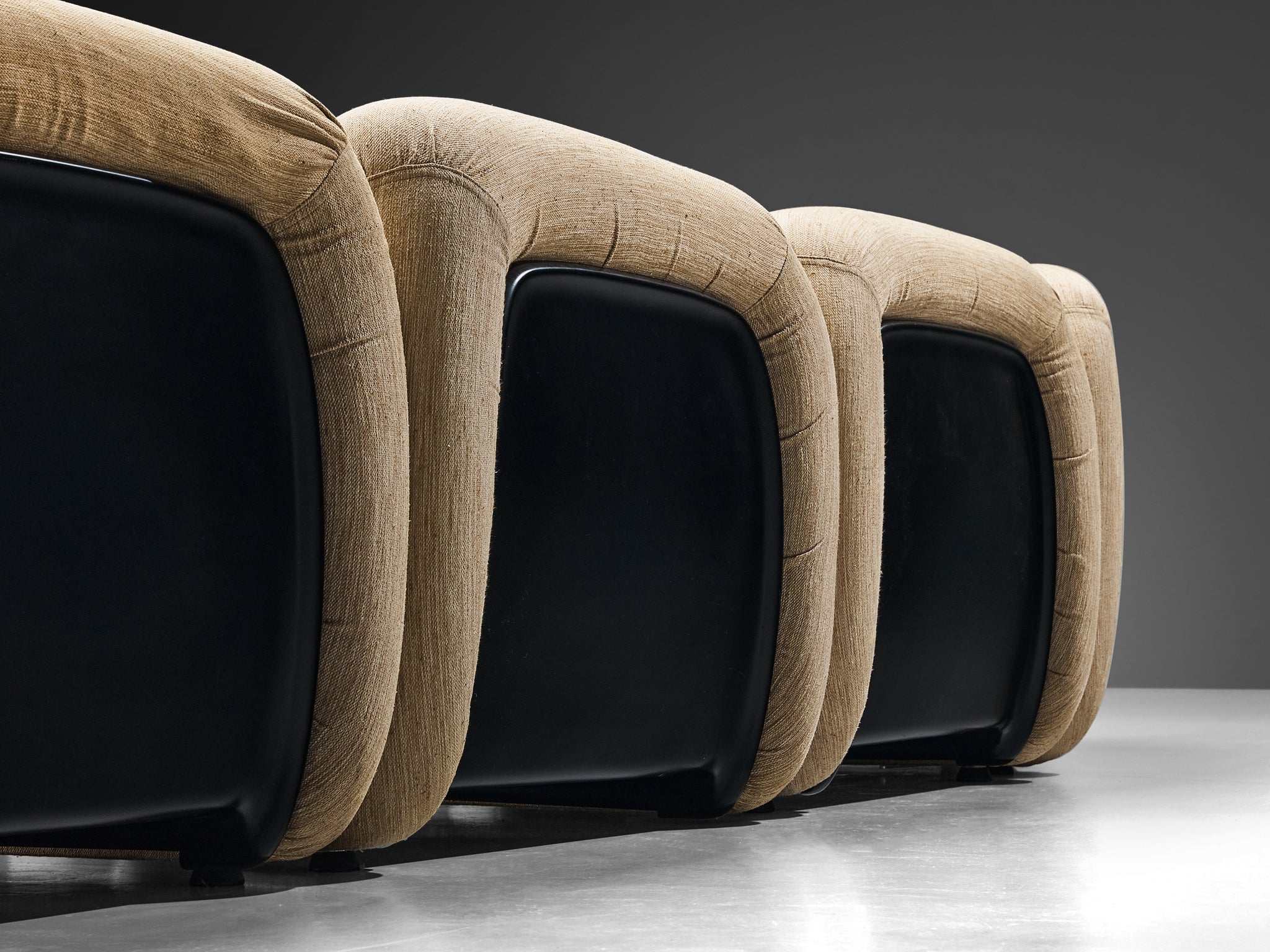 Diego Mattu for 1P 'Malù' Modular Sofa in Beige Upholstery seating Morentz