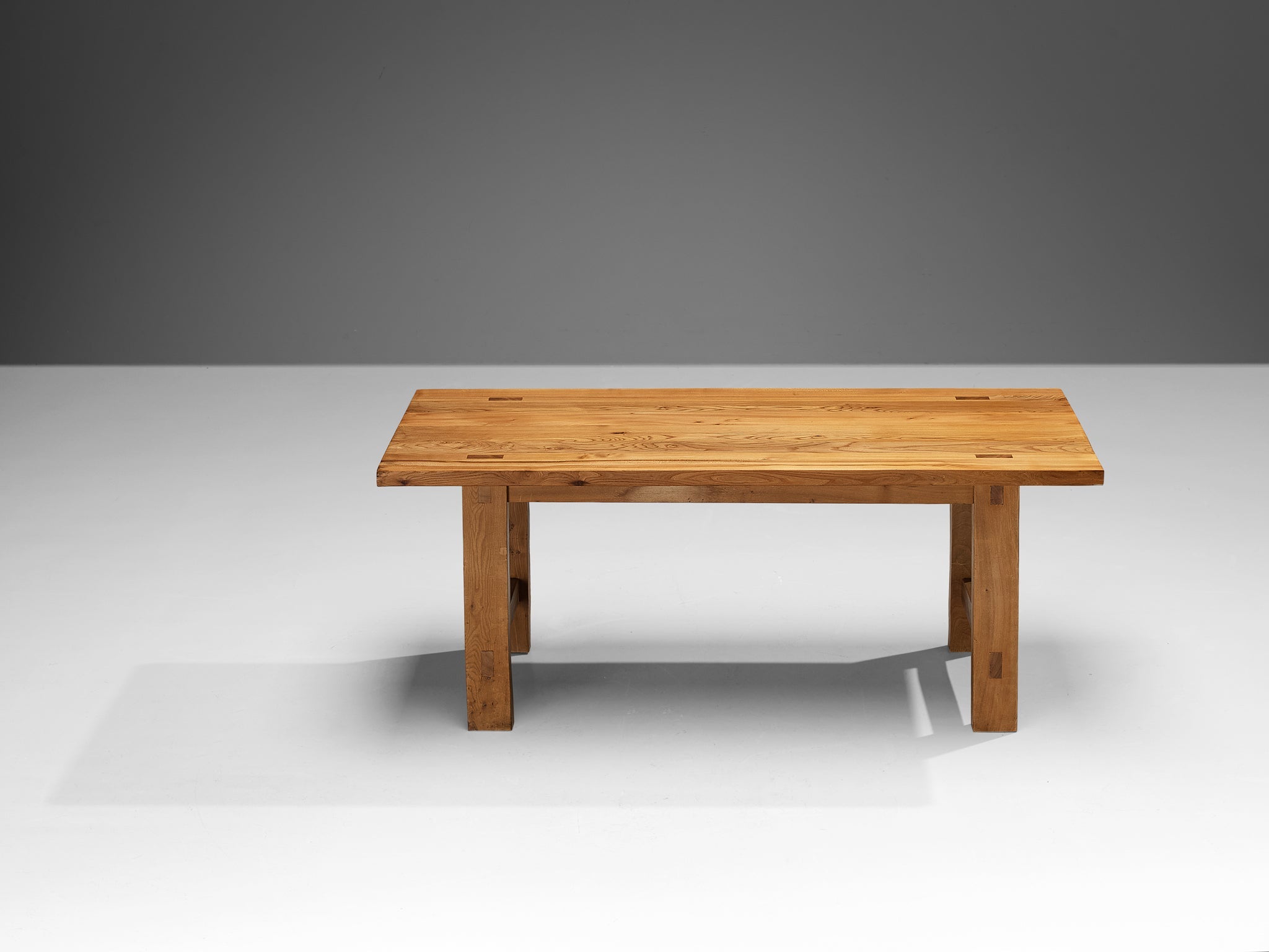 Maison Regain Table in Solid Elm tables Morentz