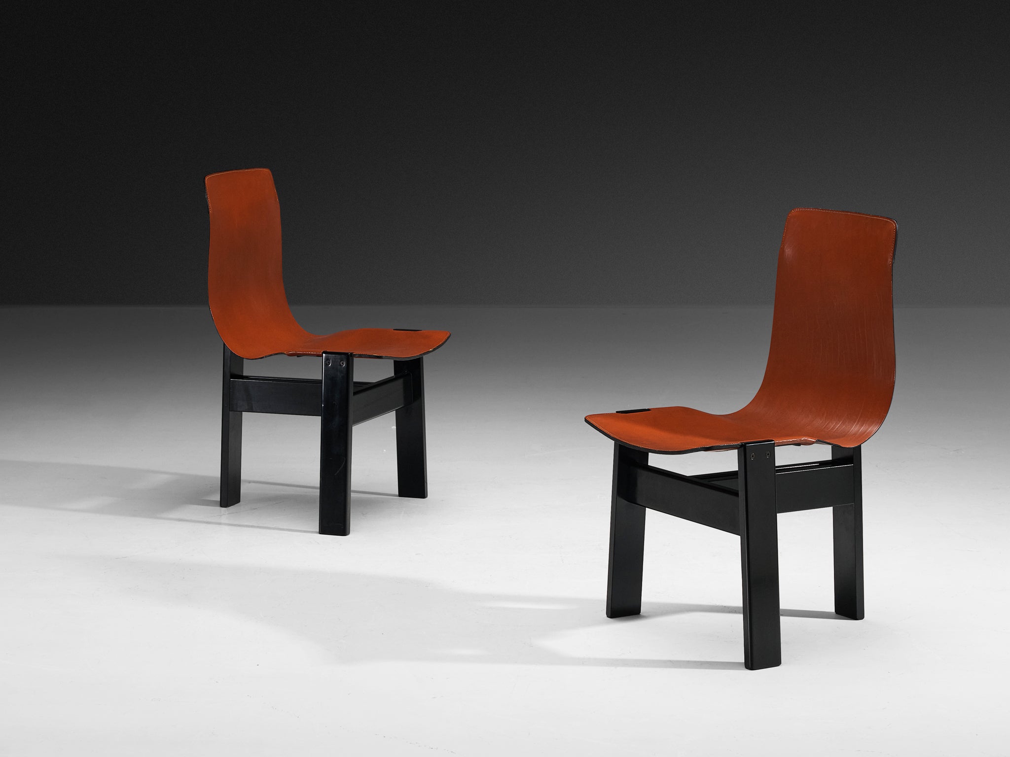 Angelo Mangiarotti for Skipper Pair of 'Tre 3' Dining Chairs in Leather Seating Morentz
