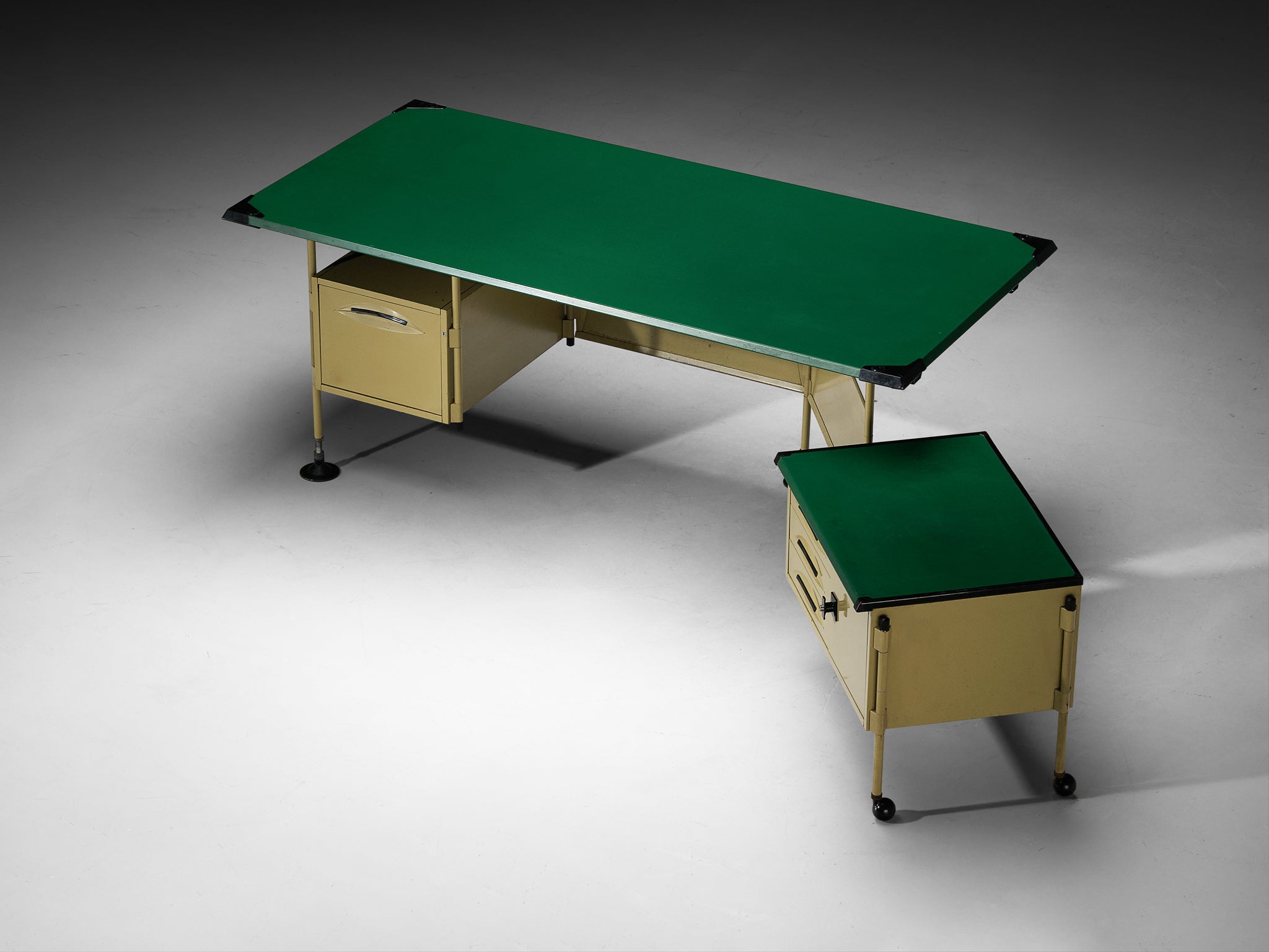 Studio BBPR for Olivetti 'Spazio' Desk with Return Tables Morentz