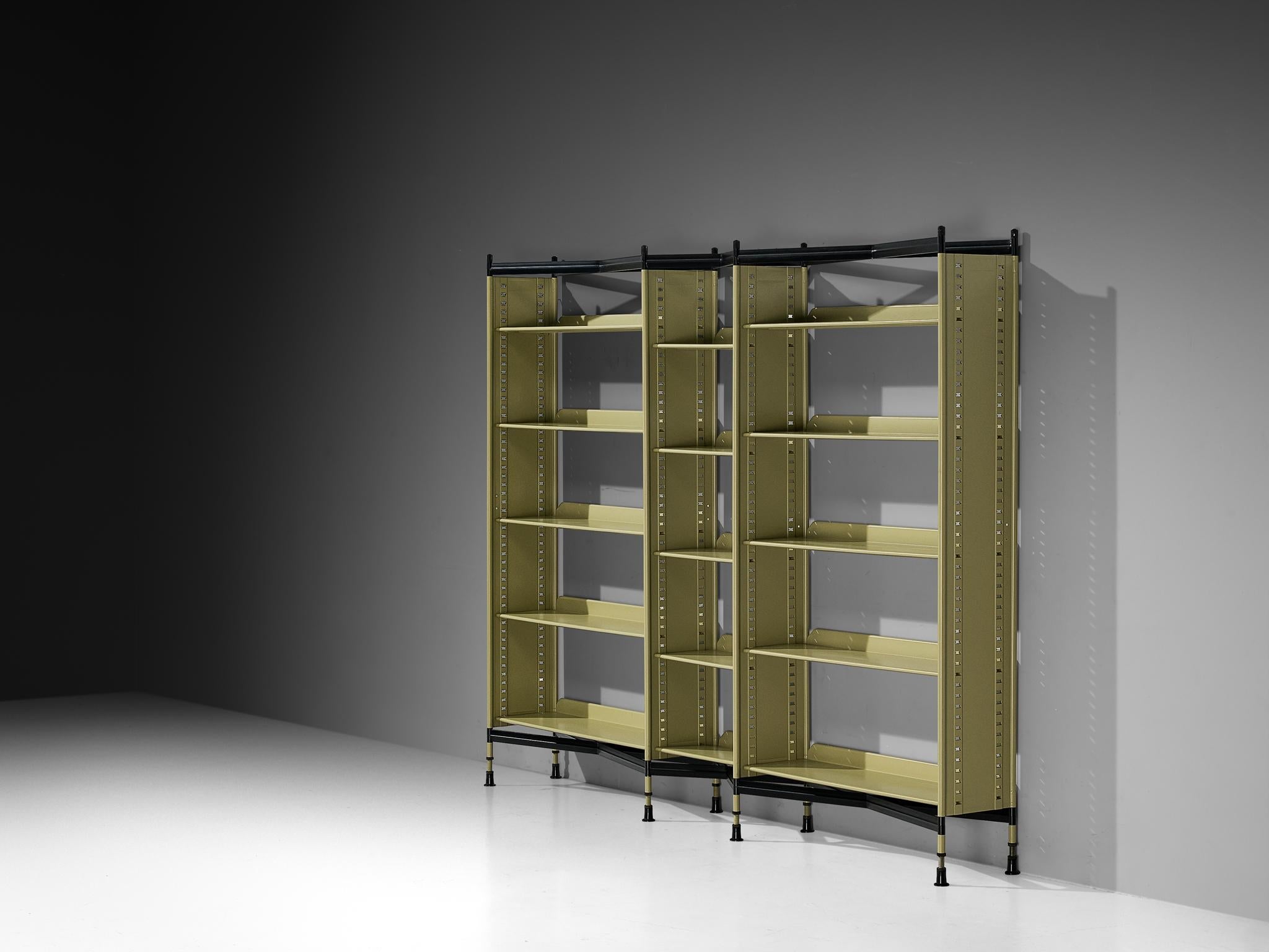 Studio BBPR for Olivetti 'Spazio' Shelving System in Green Coated Steel case pieces and storage cabinets Morentz