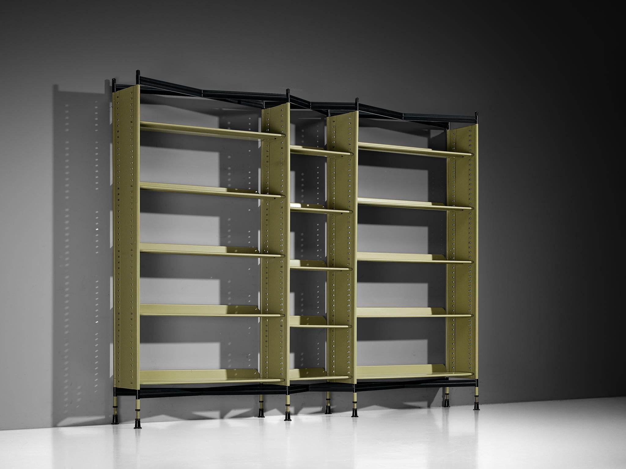 Studio BBPR for Olivetti 'Spazio' Shelving System in Green Coated Steel case pieces and storage cabinets Morentz