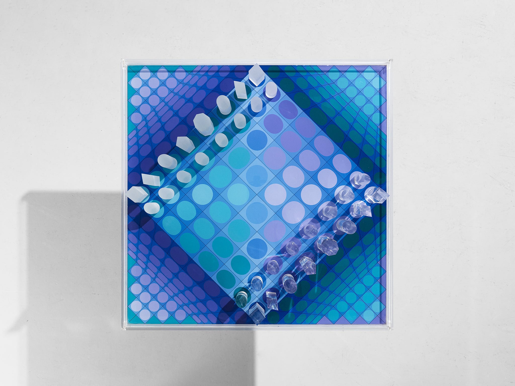 Victor Vasarely Limited Edition Chess Set in Plexiglass Folk Art Morentz