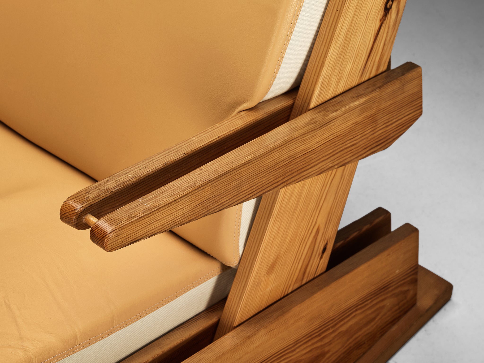 Brutalist Lounge Chair in Beige Camel Upholstery and Pine Seating Morentz