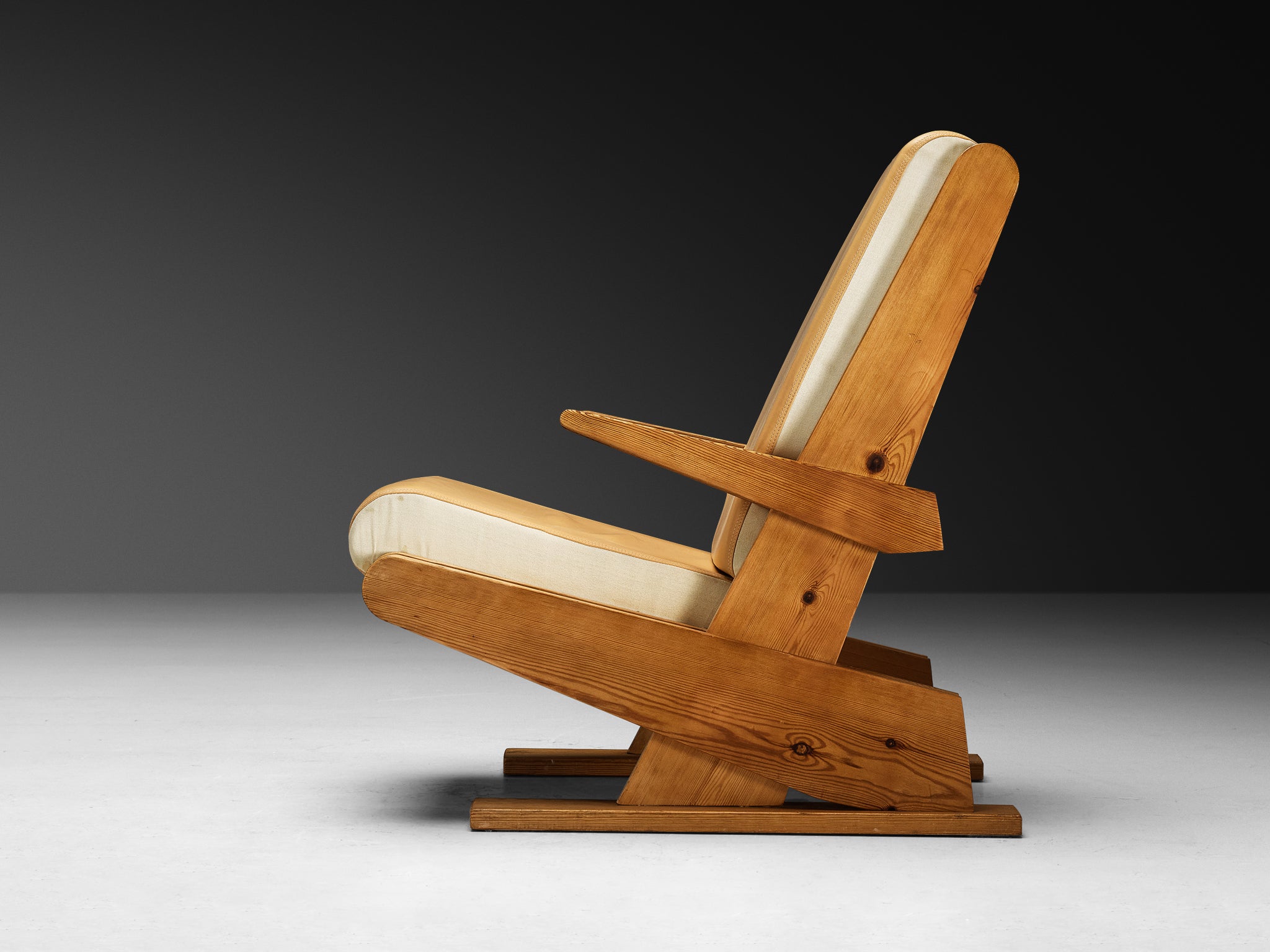 Brutalist Lounge Chair in Beige Camel Upholstery and Pine Seating Morentz