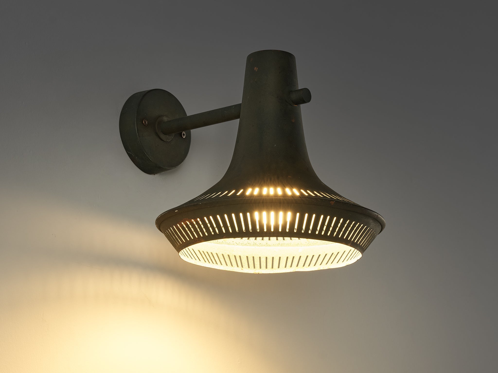 Scandinavian Wall Light in Patinated Copper lighting Morentz