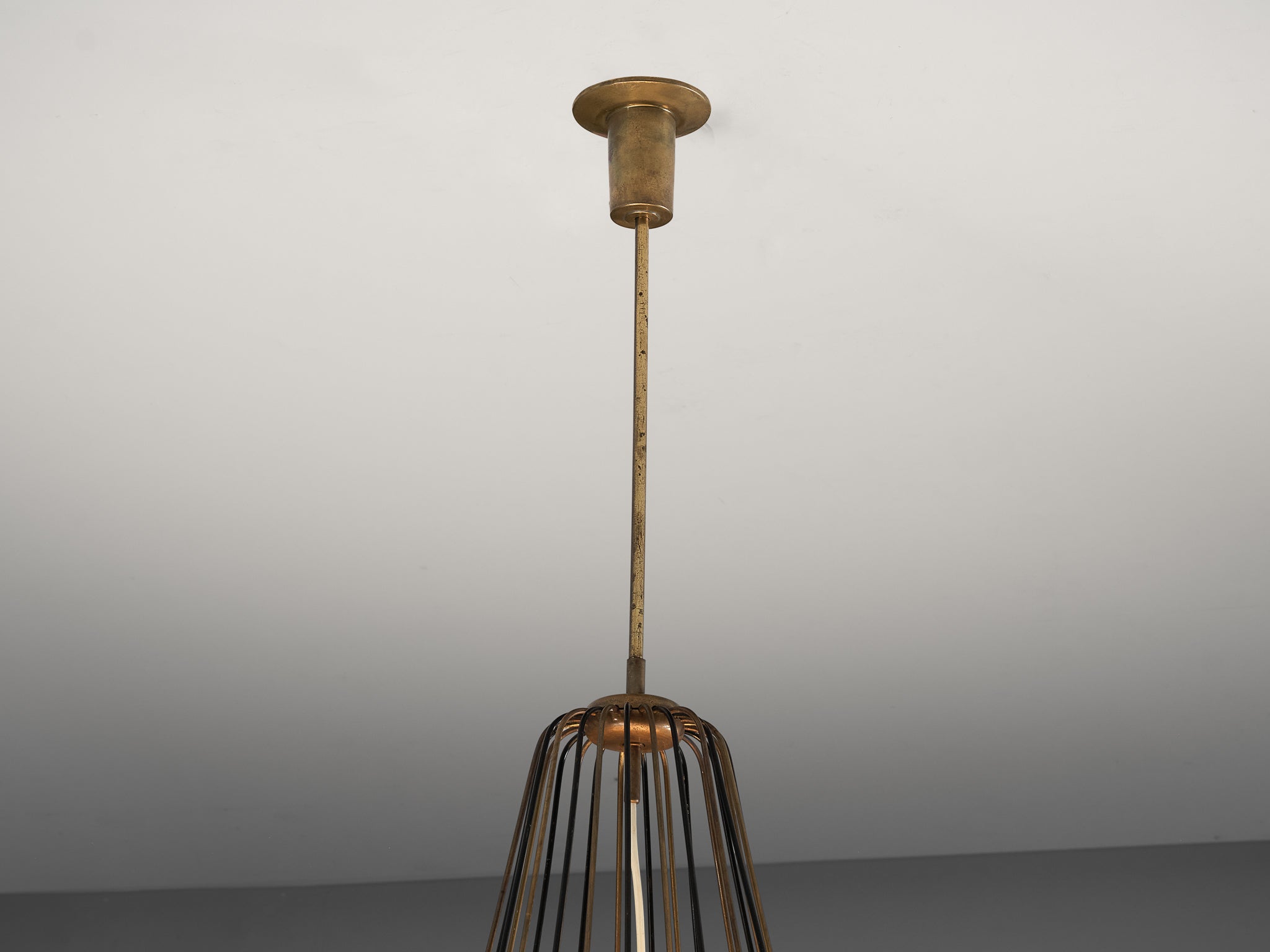 Angelo Lelii for Arredoluce 'Medusa' Chandelier in Brass and White Opal Glass Lighting Morentz