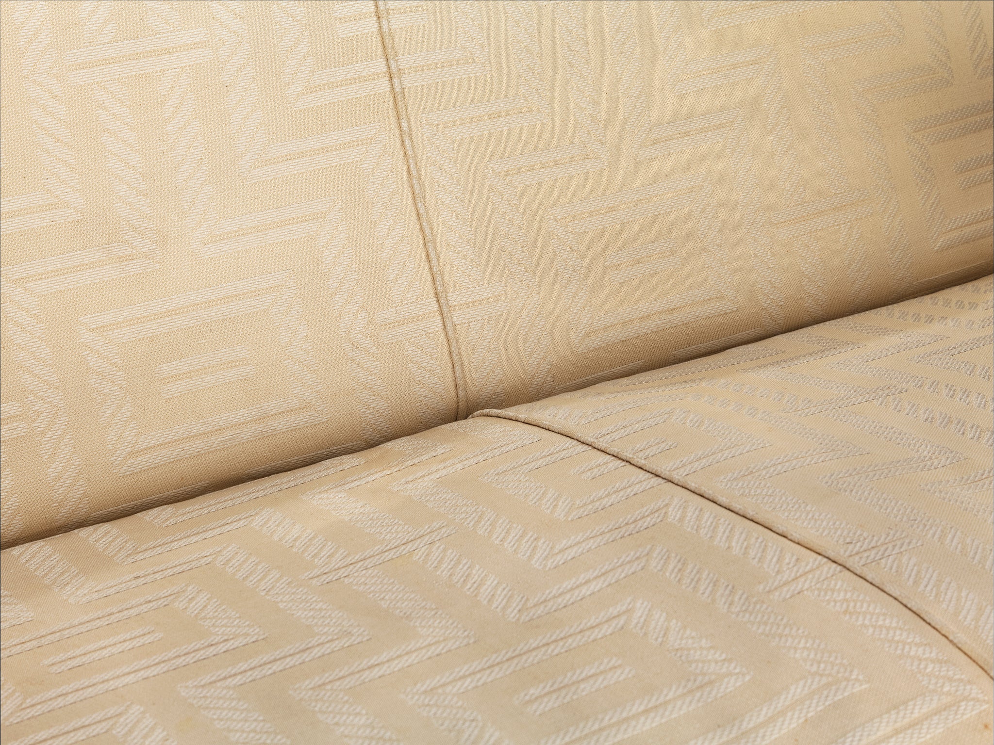 Eugenio Gerli for Tecno 'Sir' Sofa in Mahogany Seating Morentz