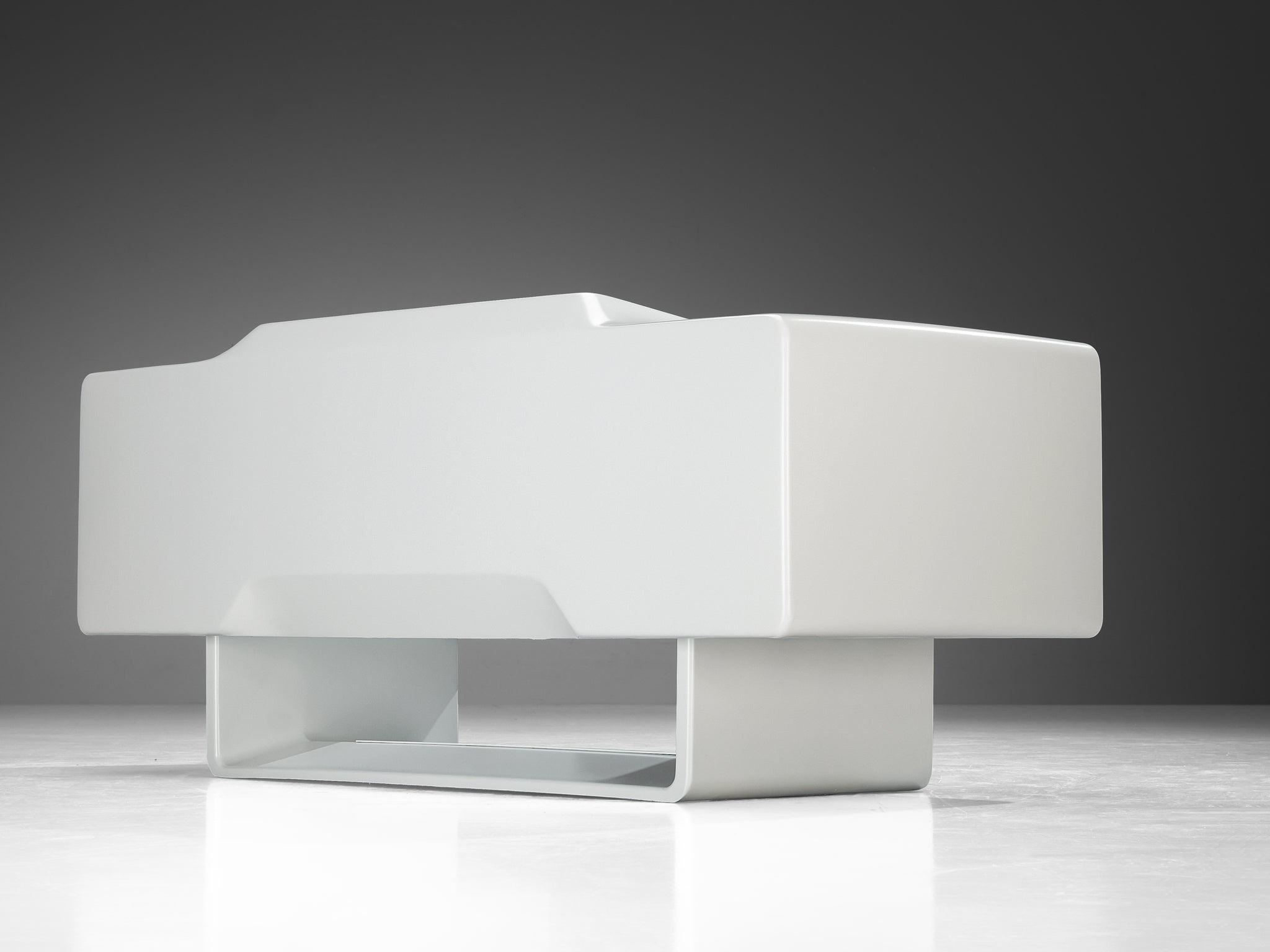 Ernest Igl for Wilhelm Werndl 'Directors' Writing Desk in White Polyurethane Tables Morentz