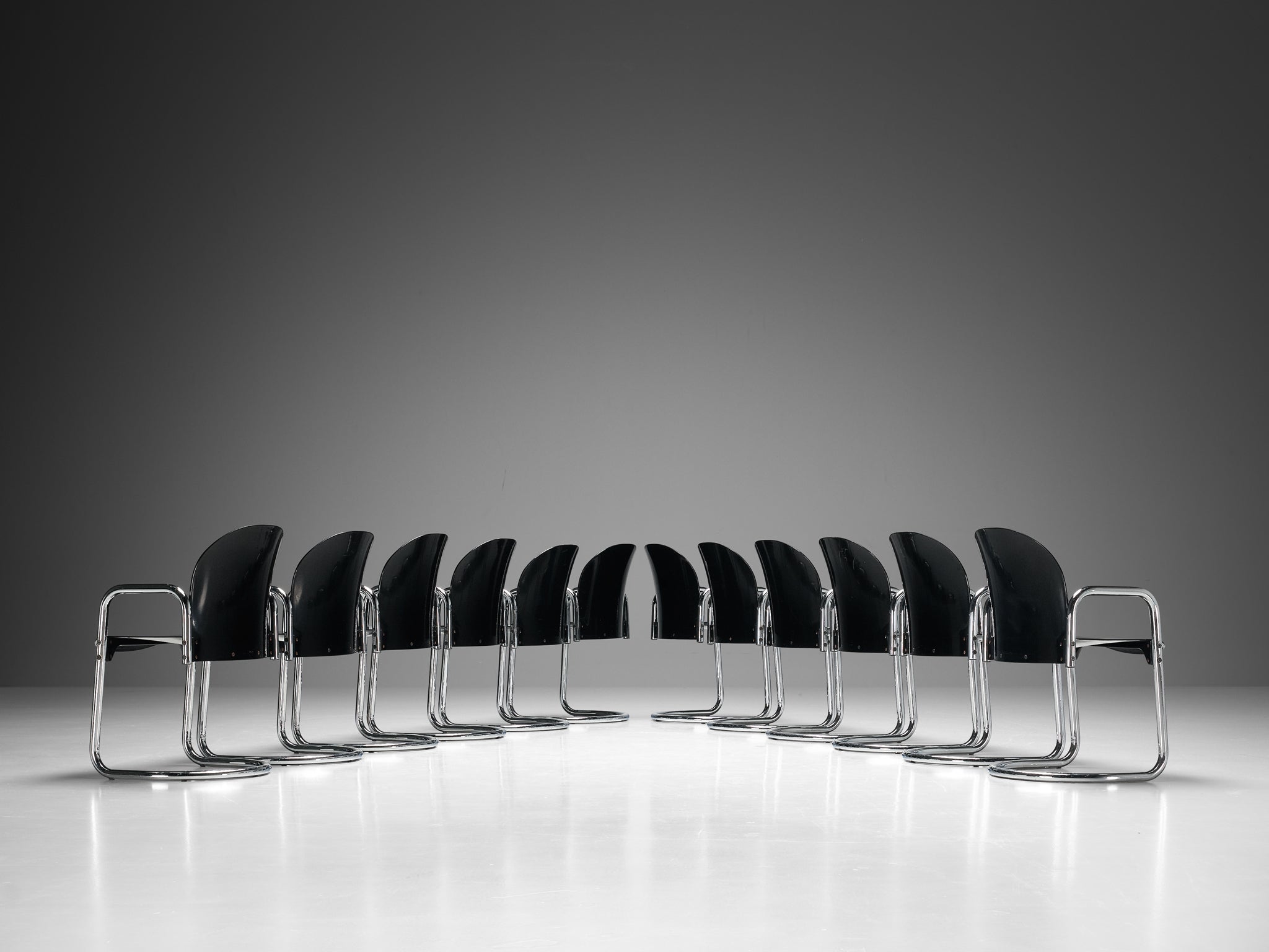 Afra & Tobia Scarpa for B&B Italia 'Dialogo Dessau' Dining Chairs seating Morentz