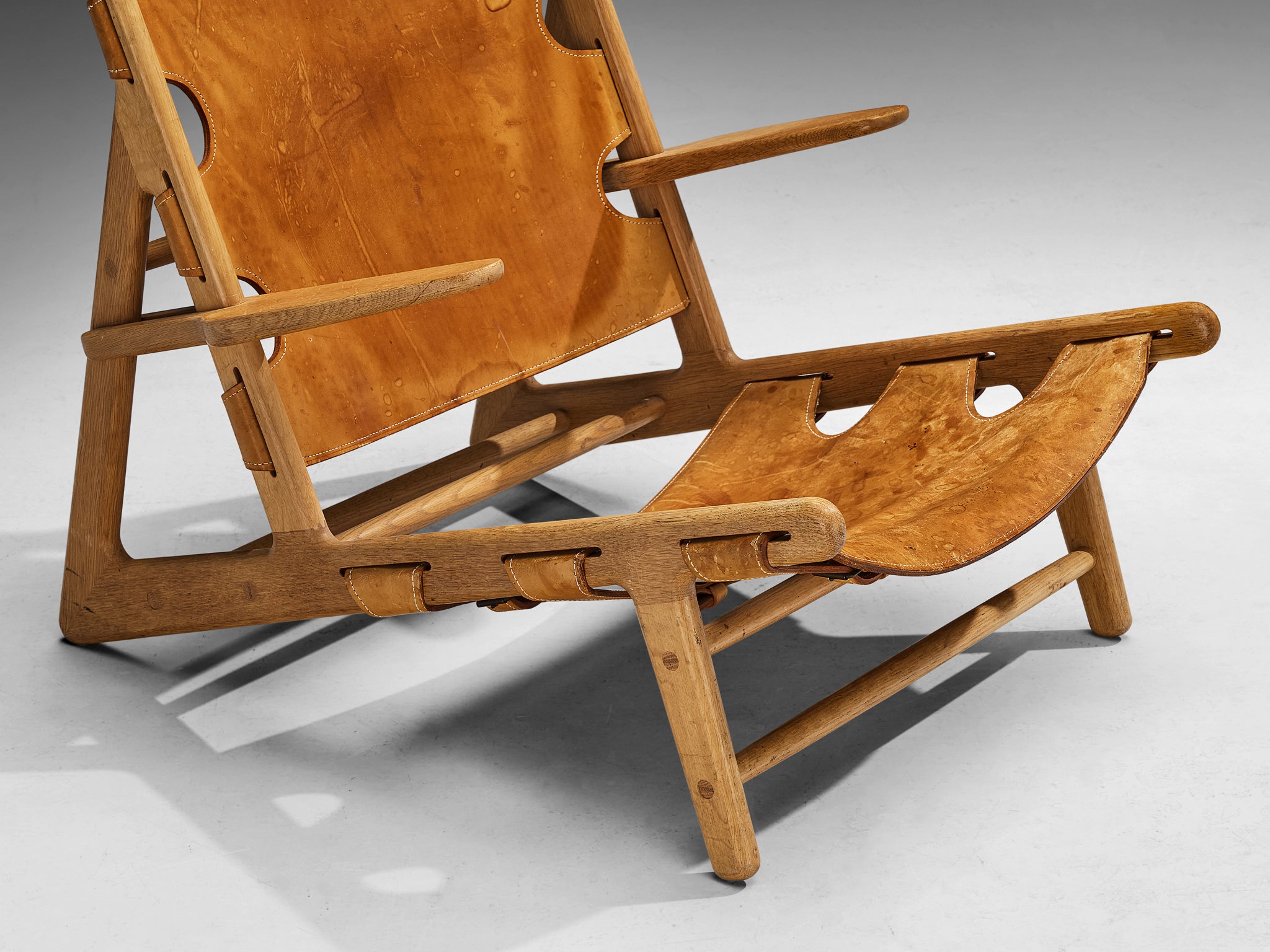 Børge Mogensen for Fredericia Hunting Chair in Oak and Leather Seating Morentz