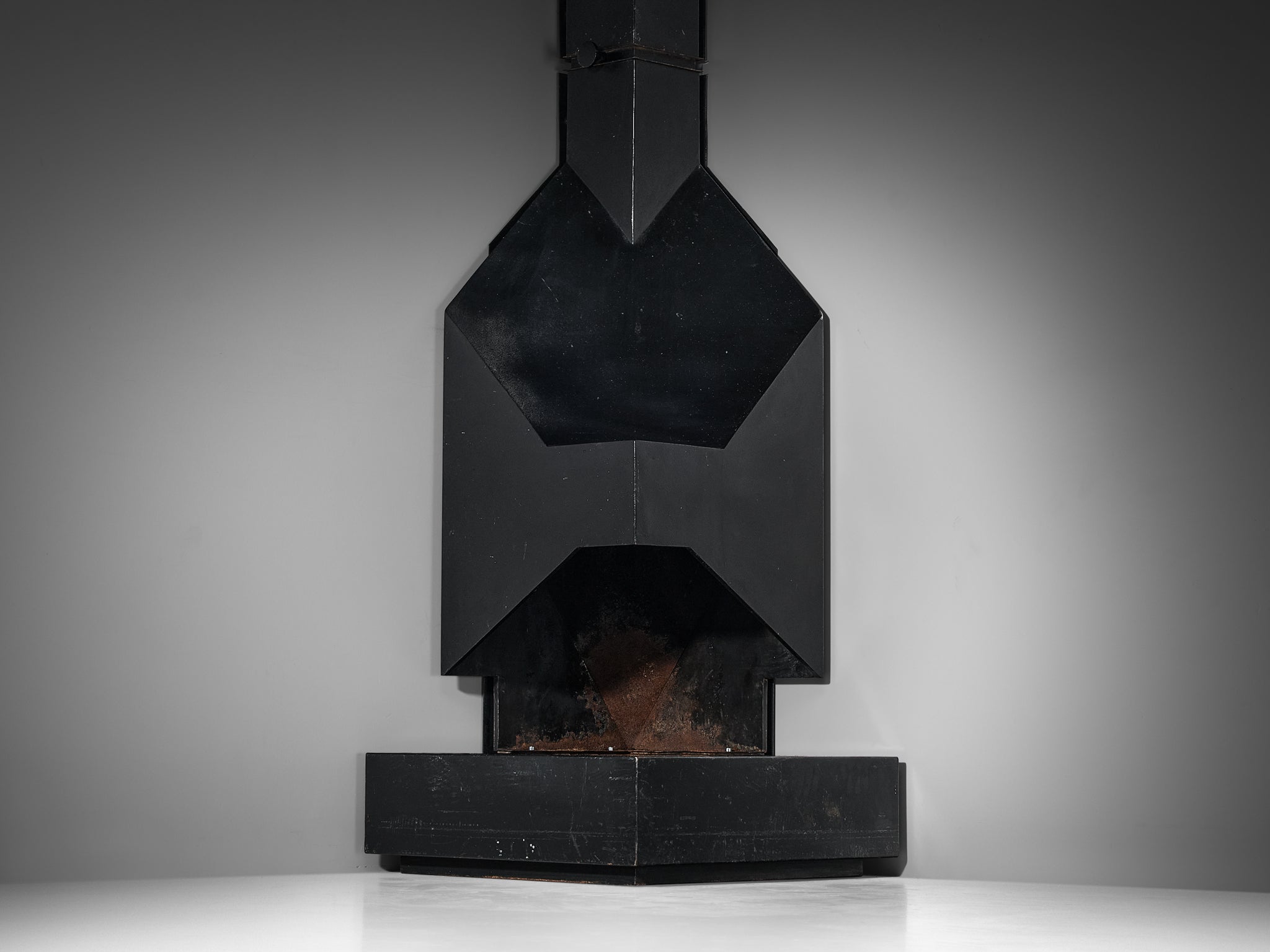MBM Arquitectes (Martorell, Bohigas, Mackay) Fireplace in Iron Building and Garden Elements Morentz