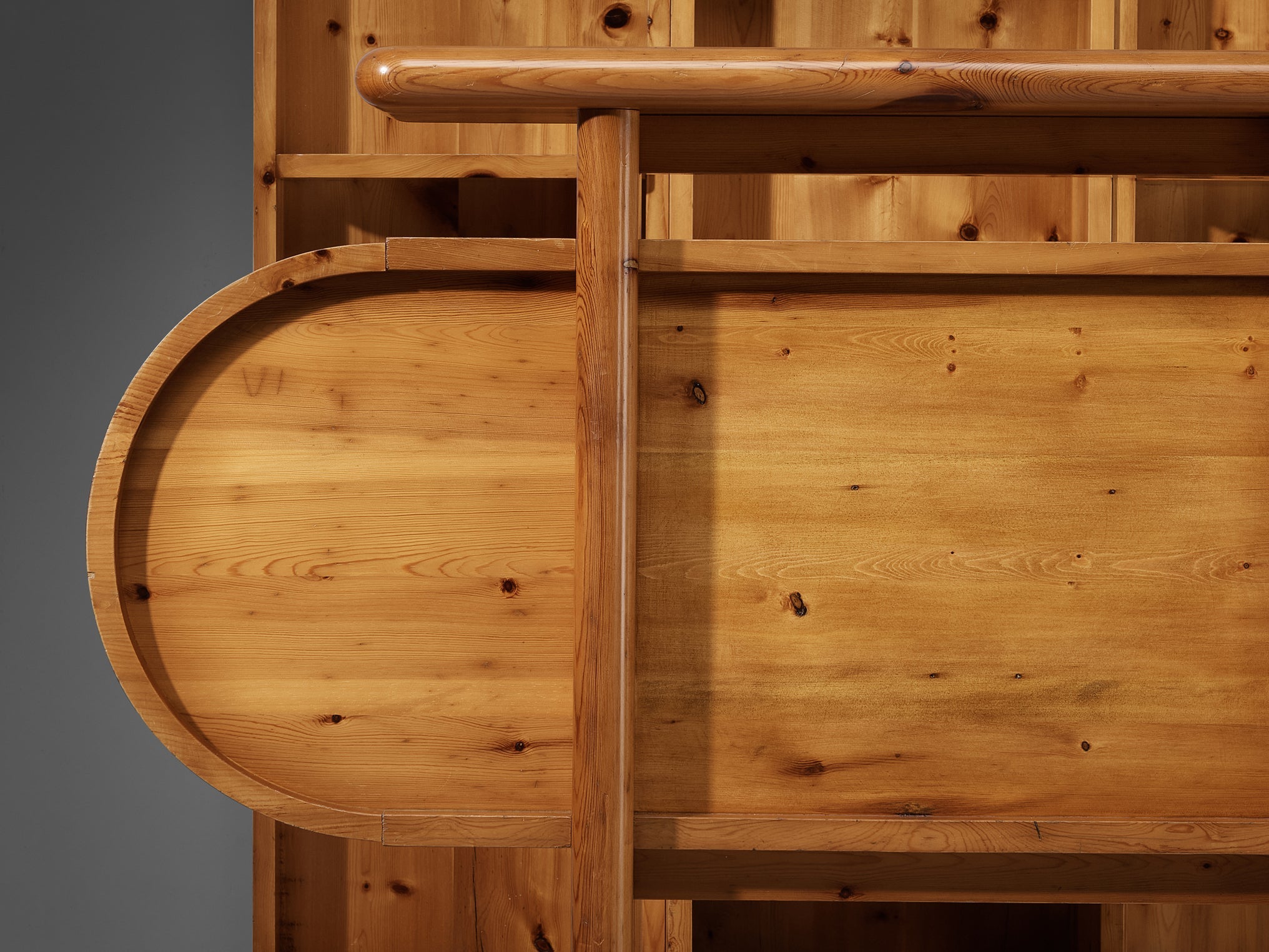 Bar and Wall Unit in Solid Pine case pieces and storage cabinets Morentz