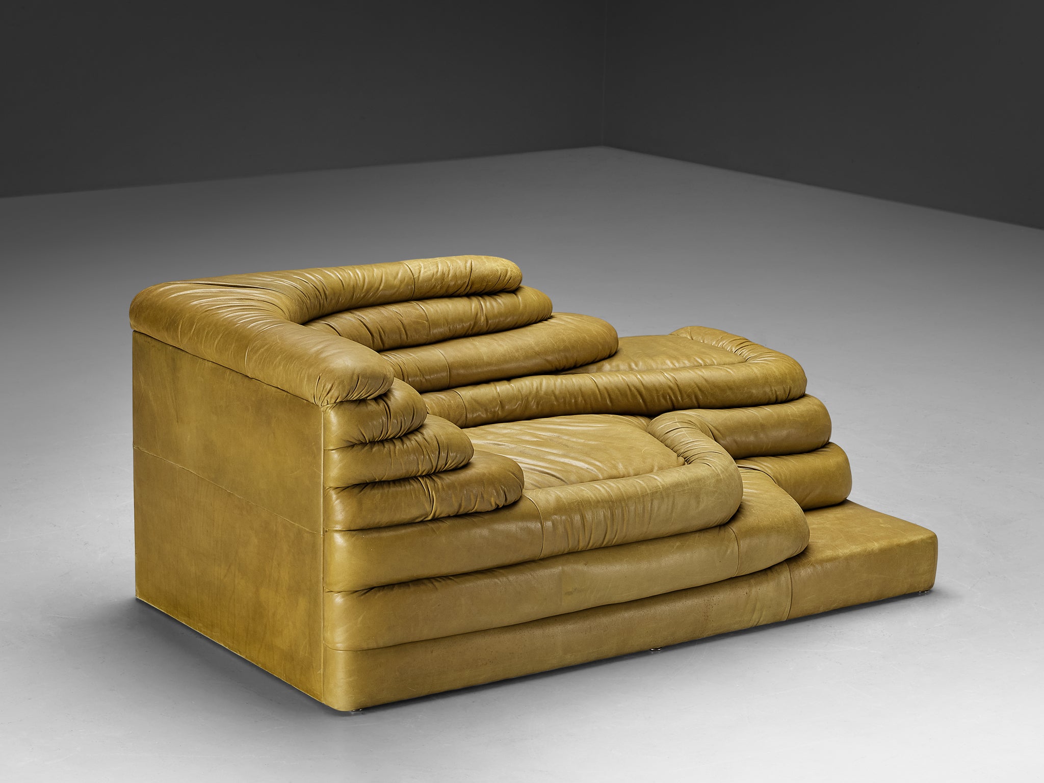 Ubald Klug for De Sede 'Terrazza' Landscape in Olive Green Leather Seating Morentz