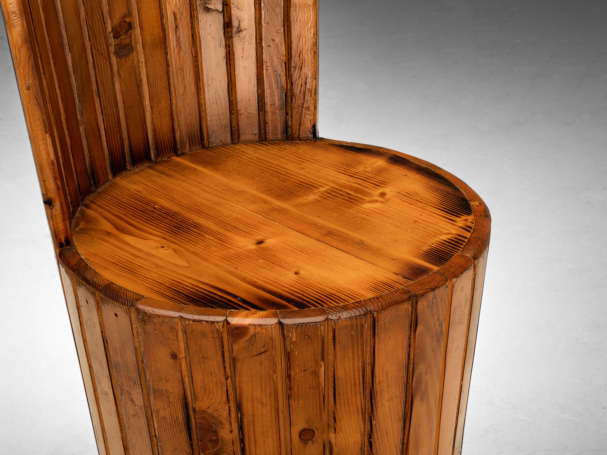 Italian Naturalistic Set of Six Dining Chairs in Pine Seating Morentz